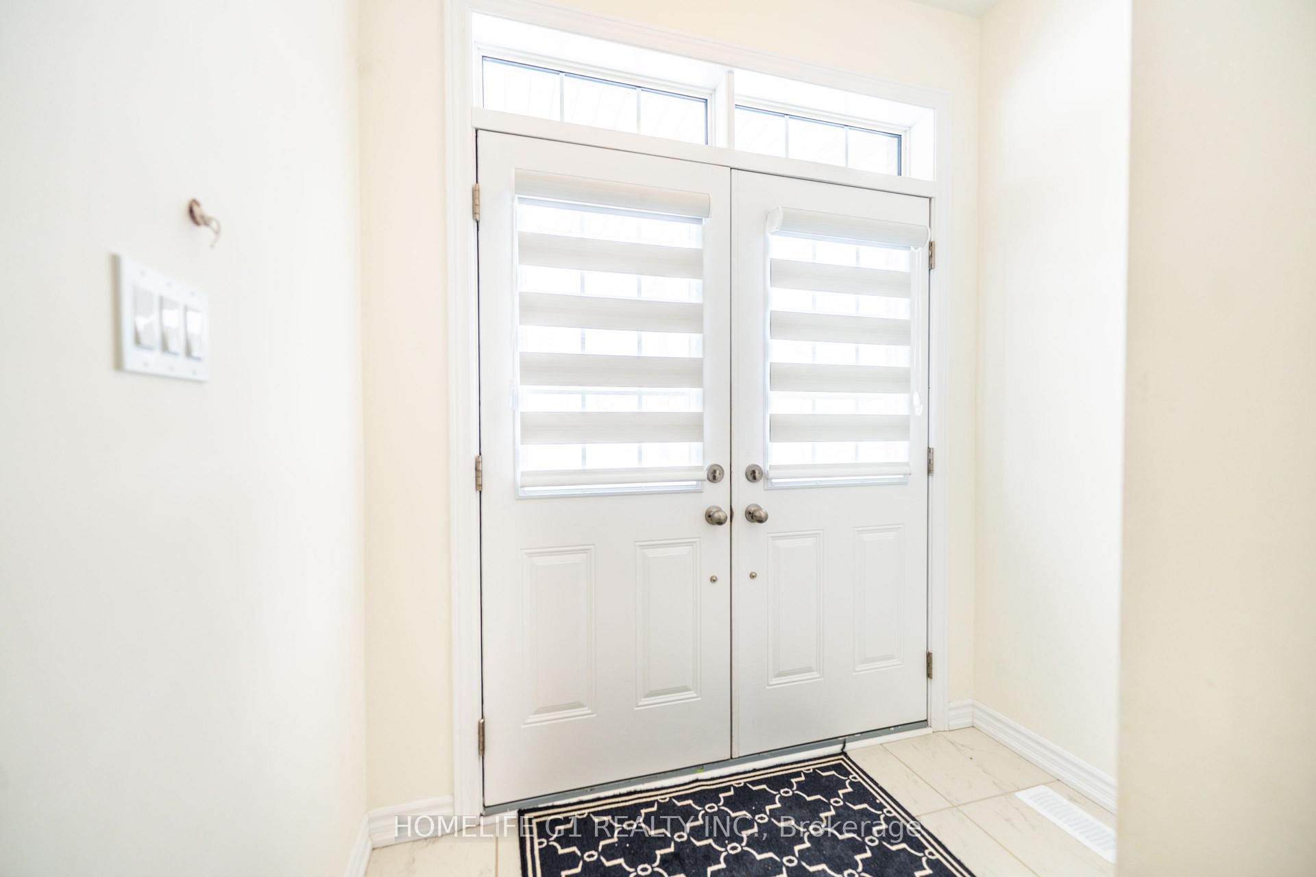 Photo 4 of 50 Rochester Drive, Barrie, Lakeshore — HOMEH