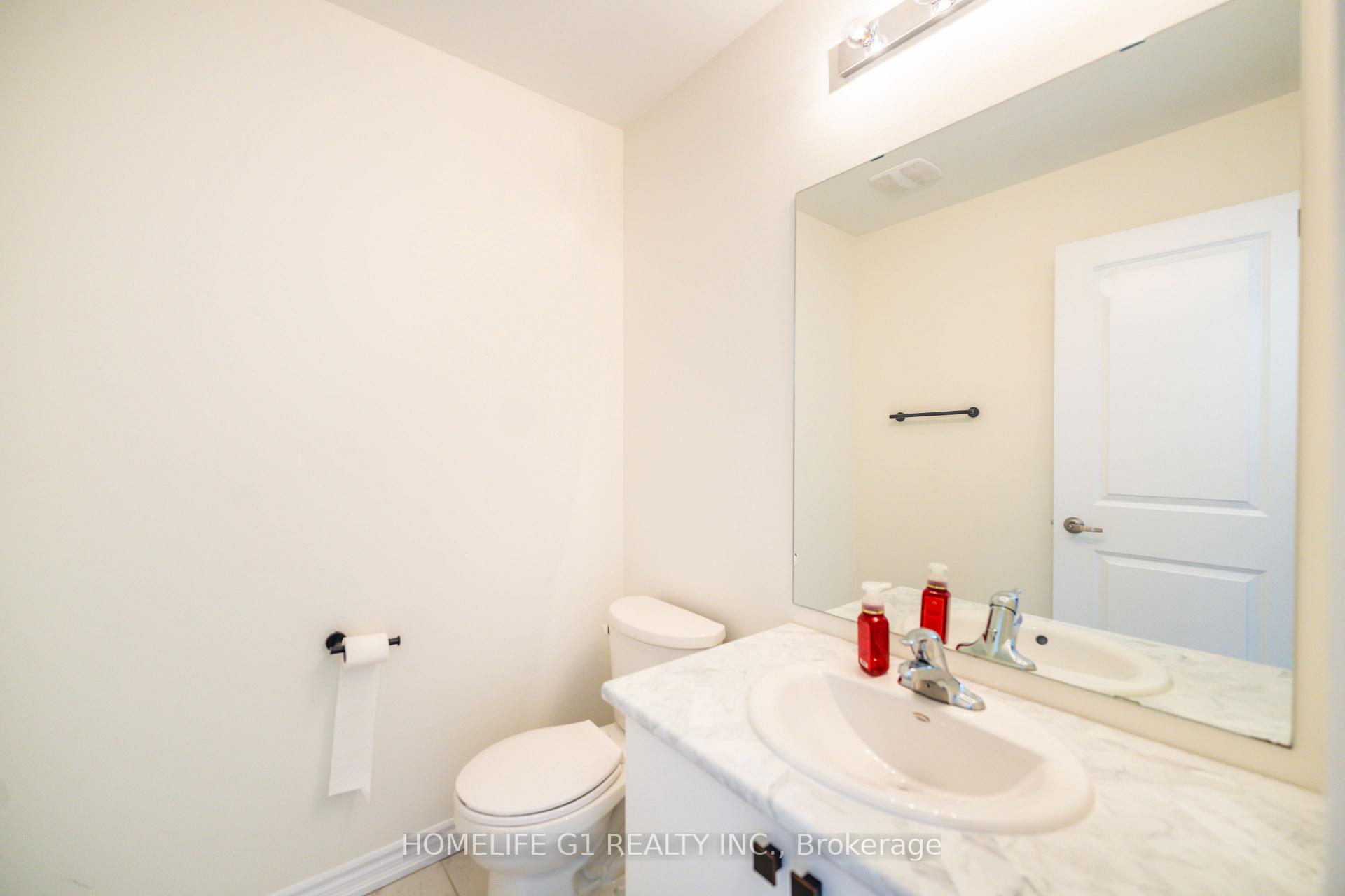 Photo 8 of 50 Rochester Drive, Barrie, Lakeshore — HOMEH