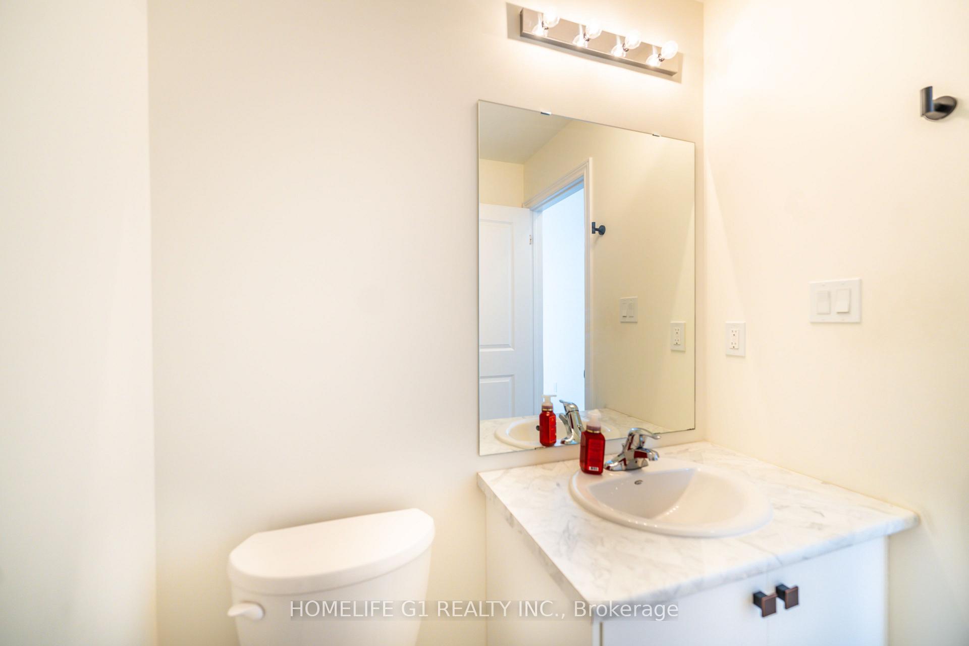 Photo 9 of 50 Rochester Drive, Barrie, Lakeshore — HOMEH