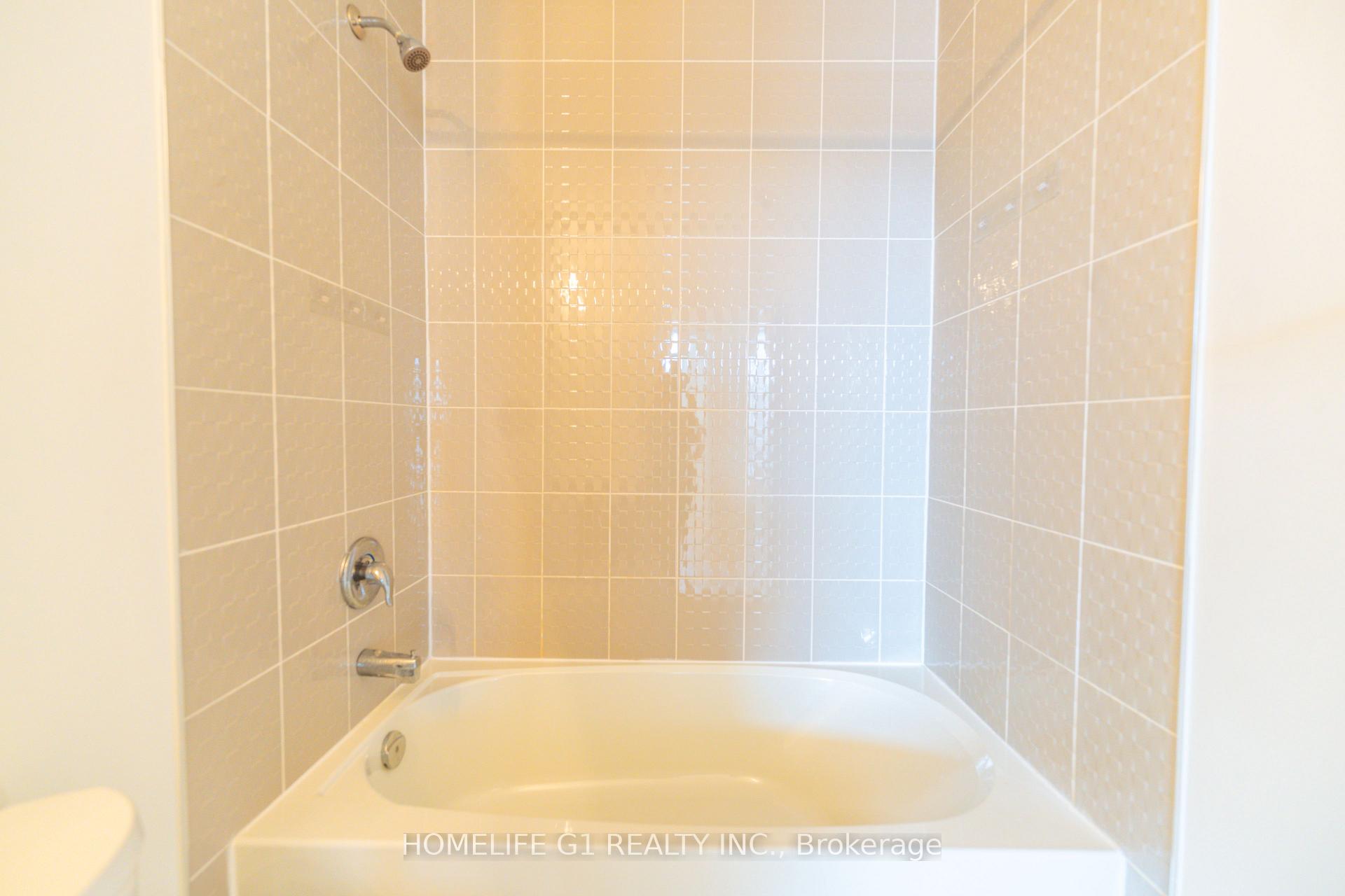 Photo 25 of 50 Rochester Drive, Barrie, Lakeshore — HOMEH