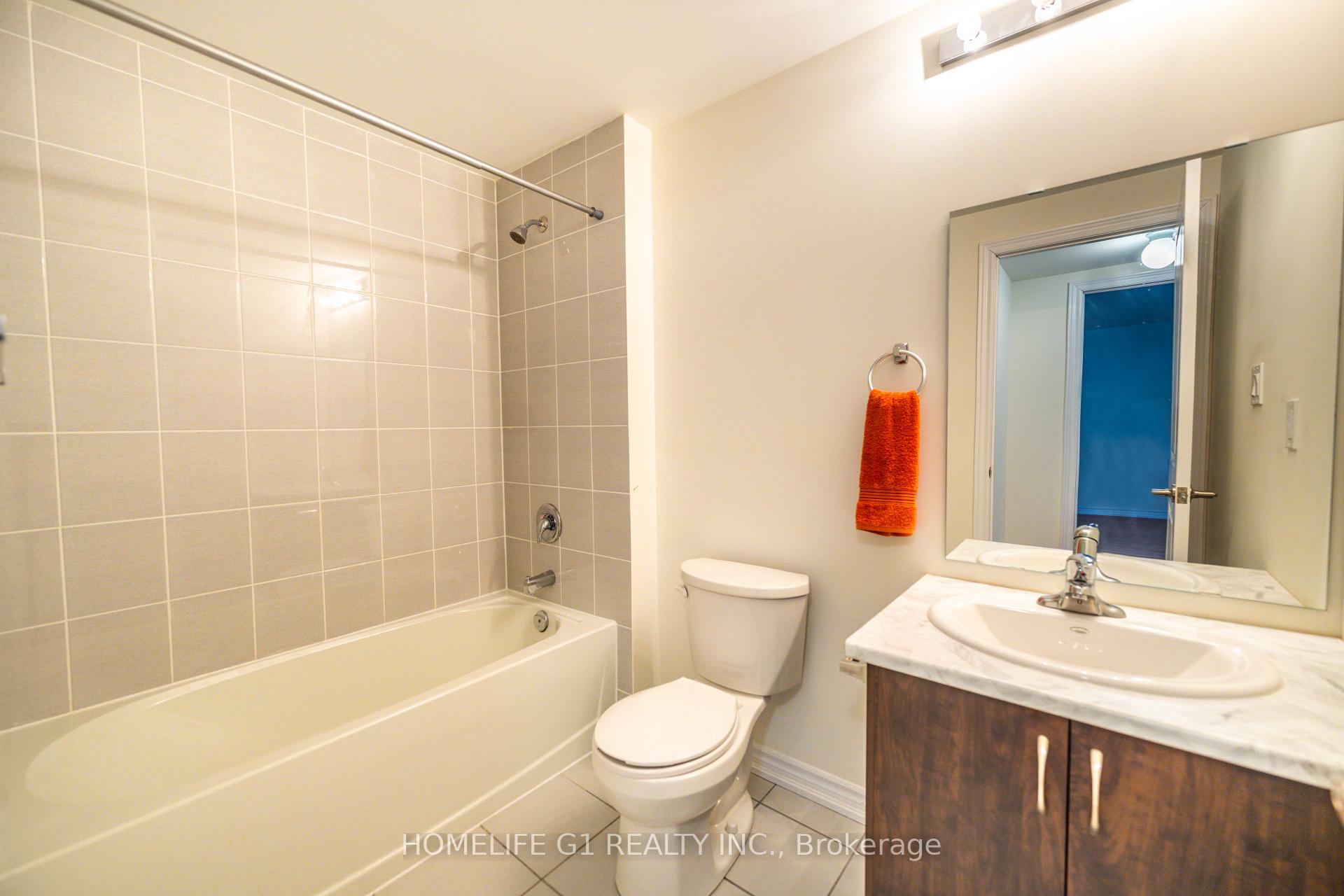 Photo 49 of 50 Rochester Drive, Barrie, Lakeshore — HOMEH