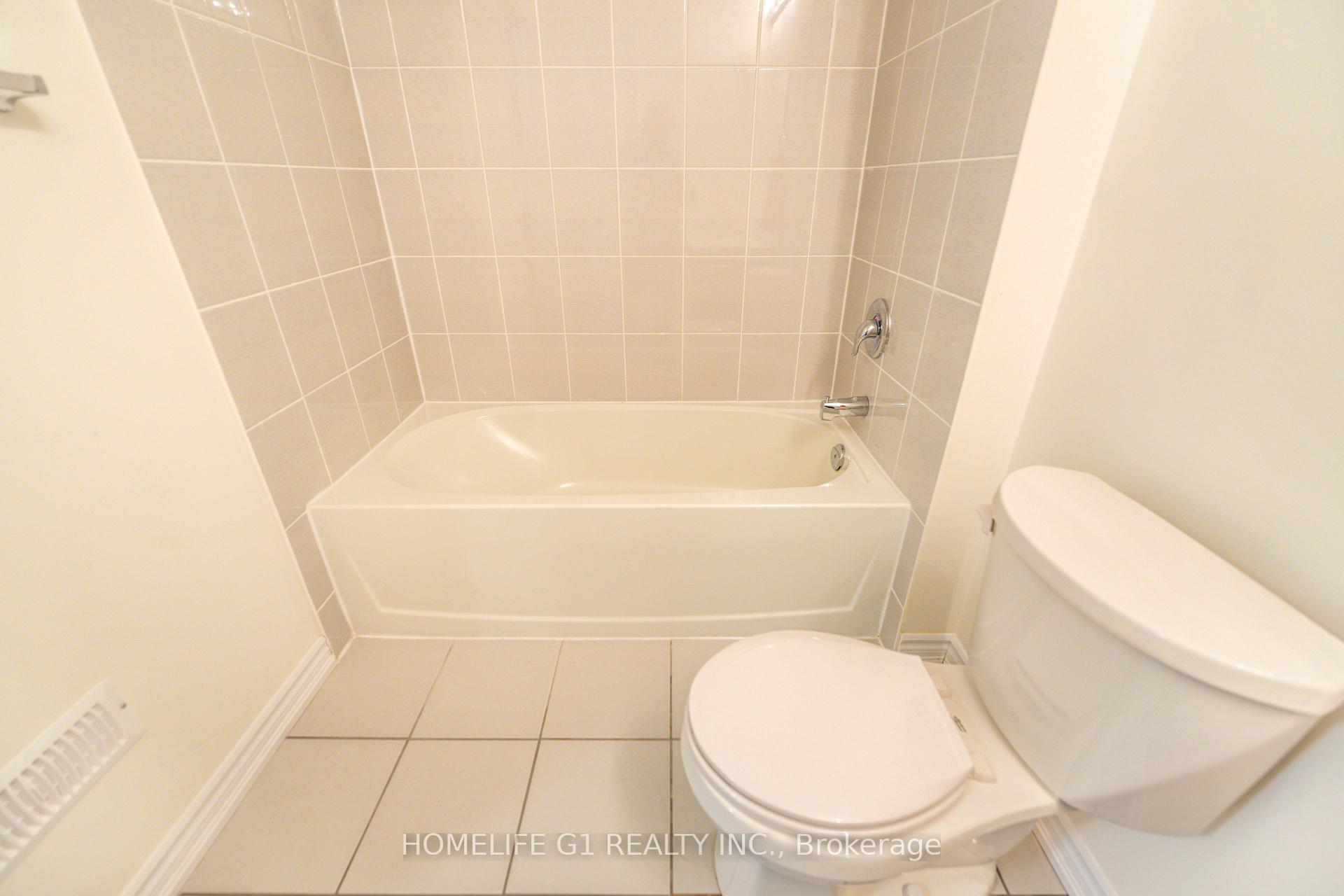 Photo 47 of 50 Rochester Drive, Barrie, Lakeshore — HOMEH