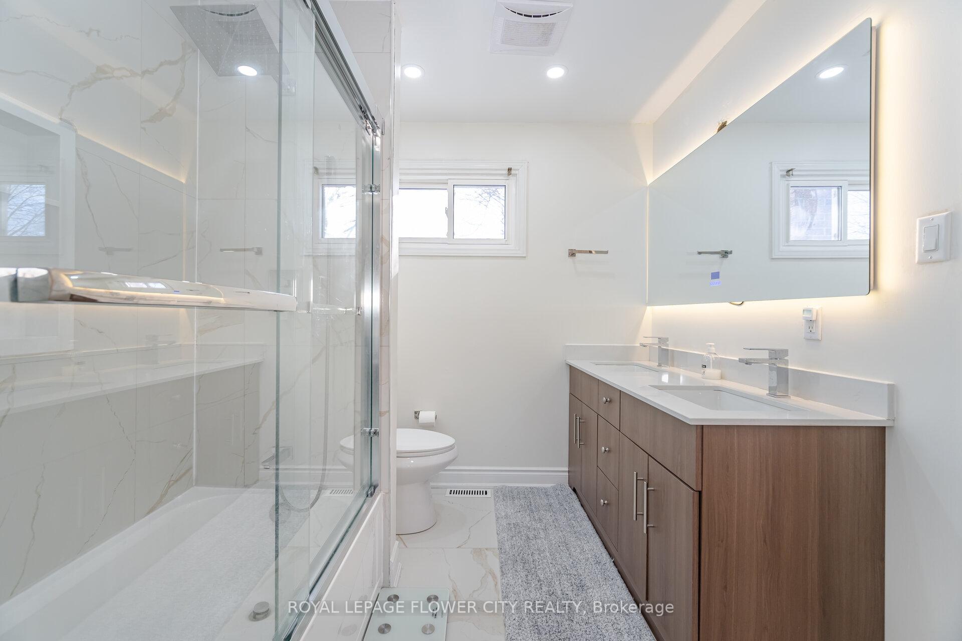 Photo 32 of 20 Trewartha Crescent, Brampton, Heart Lake West — HOMEH