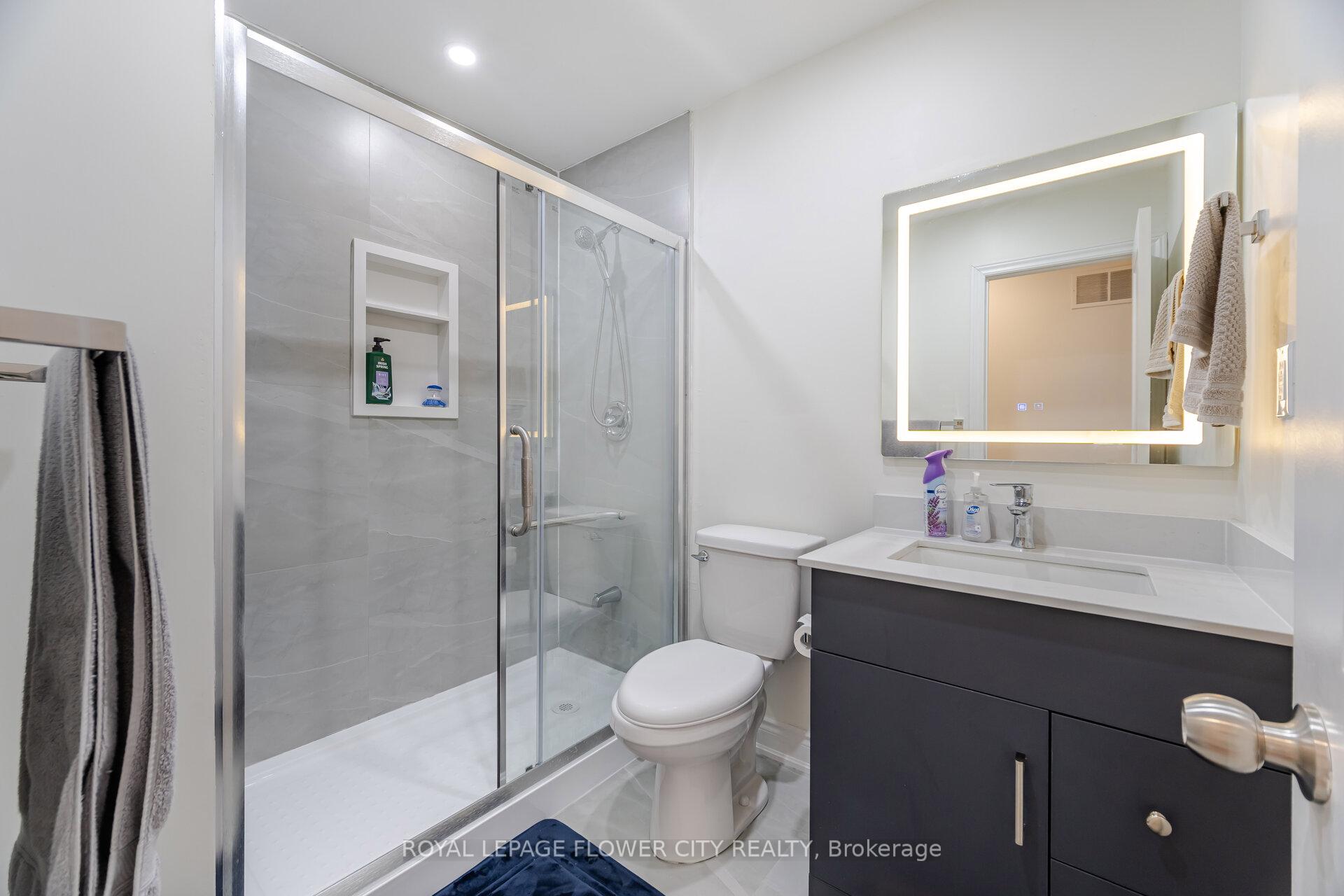 Photo 24 of 20 Trewartha Crescent, Brampton, Heart Lake West — HOMEH