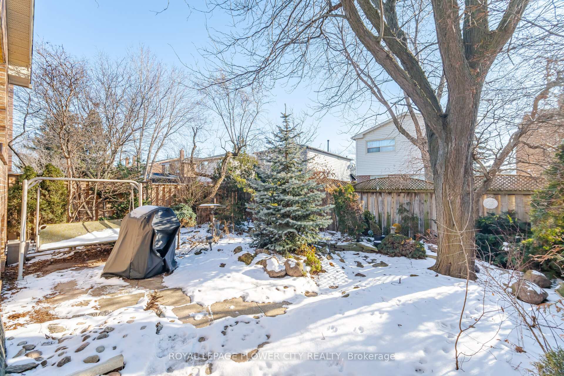 Photo 34 of 20 Trewartha Crescent, Brampton, Heart Lake West — HOMEH
