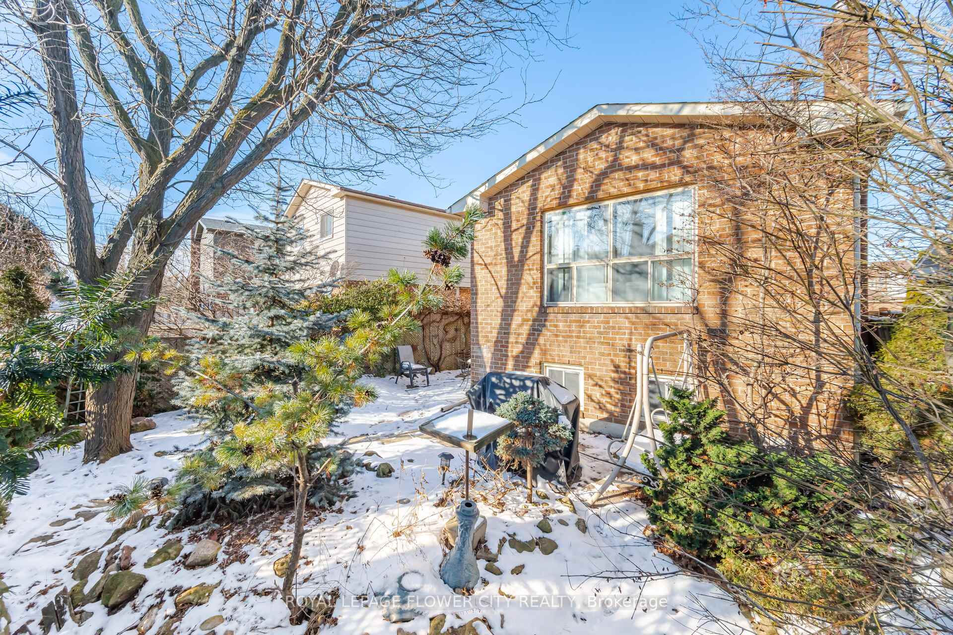 Photo 35 of 20 Trewartha Crescent, Brampton, Heart Lake West — HOMEH
