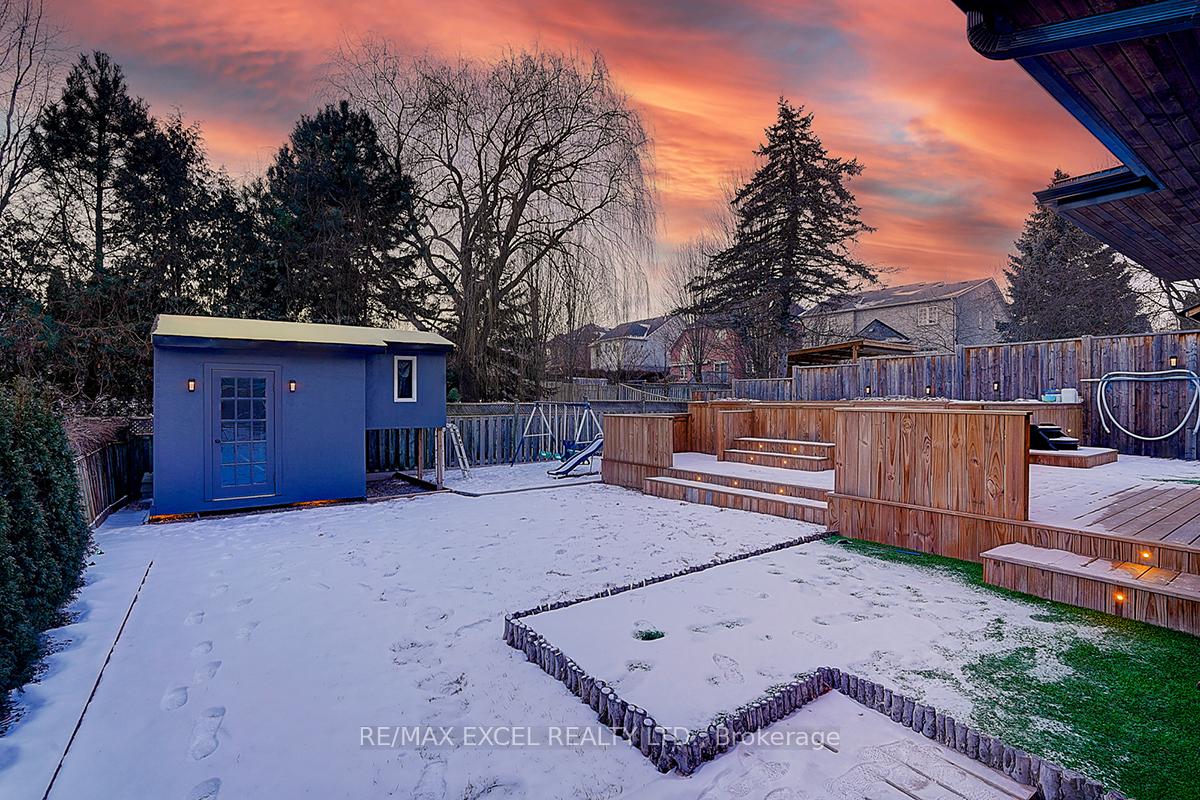 Photo 3 of 112 Guthrie Crescent, Whitby, Lynde Creek — HOMEH