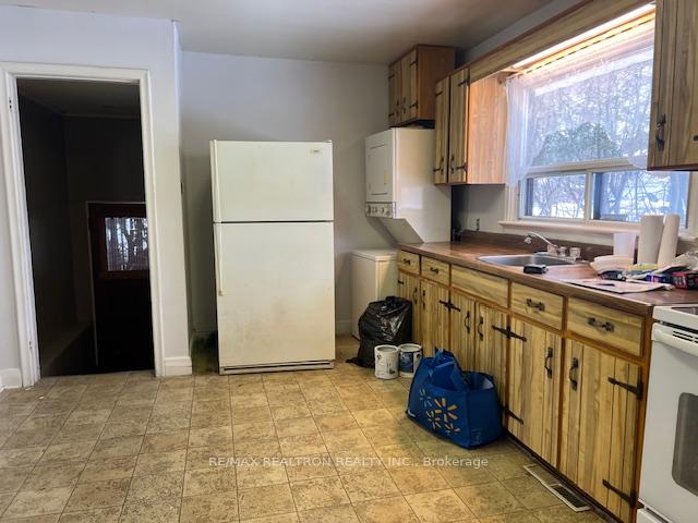 Photo 11 of 191 Toronto Street S, Uxbridge — HOMEH