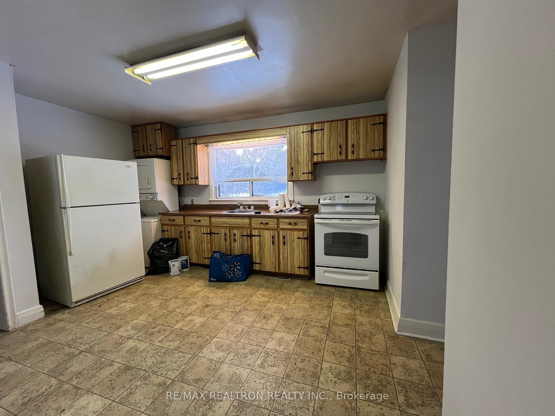 Photo 22 of 191 Toronto Street S, Uxbridge — HOMEH