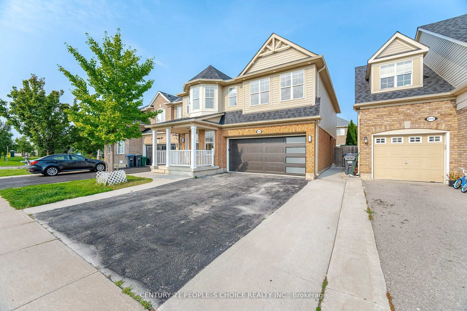 Photo 5 of 9717 Creditview Road, Brampton, Credit Valley — HOMEH