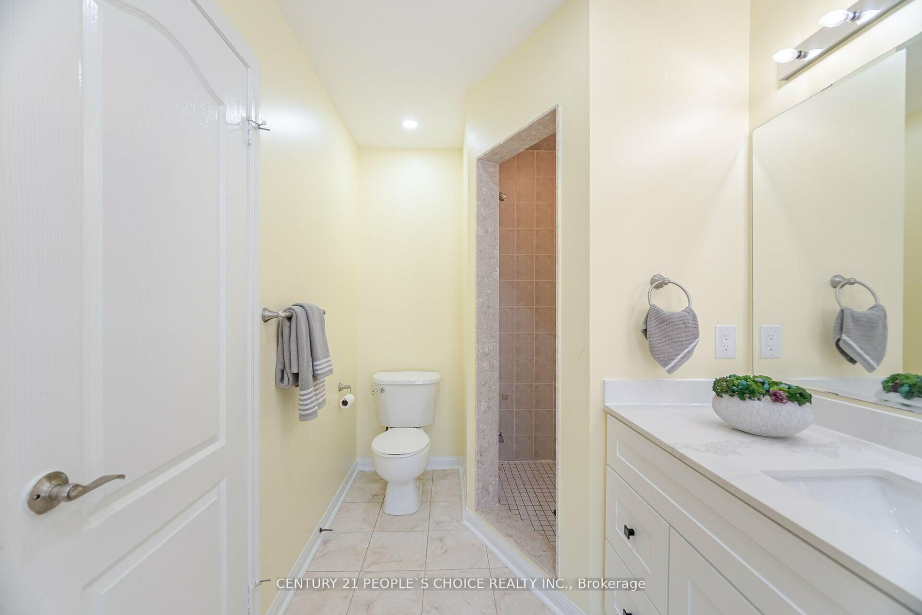 Photo 23 of 9717 Creditview Road, Brampton, Credit Valley — HOMEH