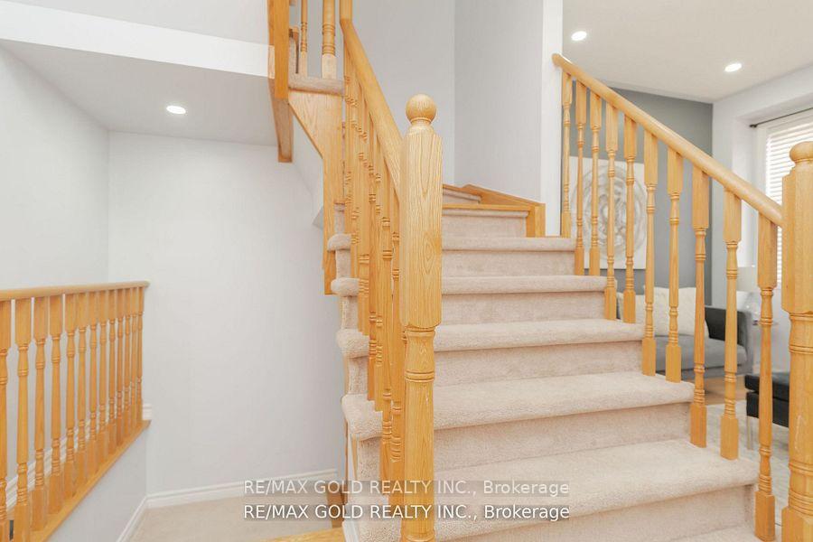 Photo 19 of 25 Telegraph Street, Brampton, Heart Lake East — HOMEH