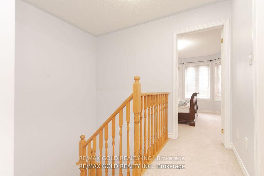 Photo 18 of 25 Telegraph Street, Brampton, Heart Lake East — HOMEH