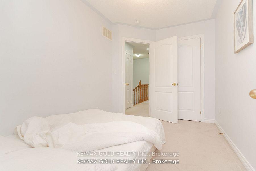 Photo 25 of 25 Telegraph Street, Brampton, Heart Lake East — HOMEH