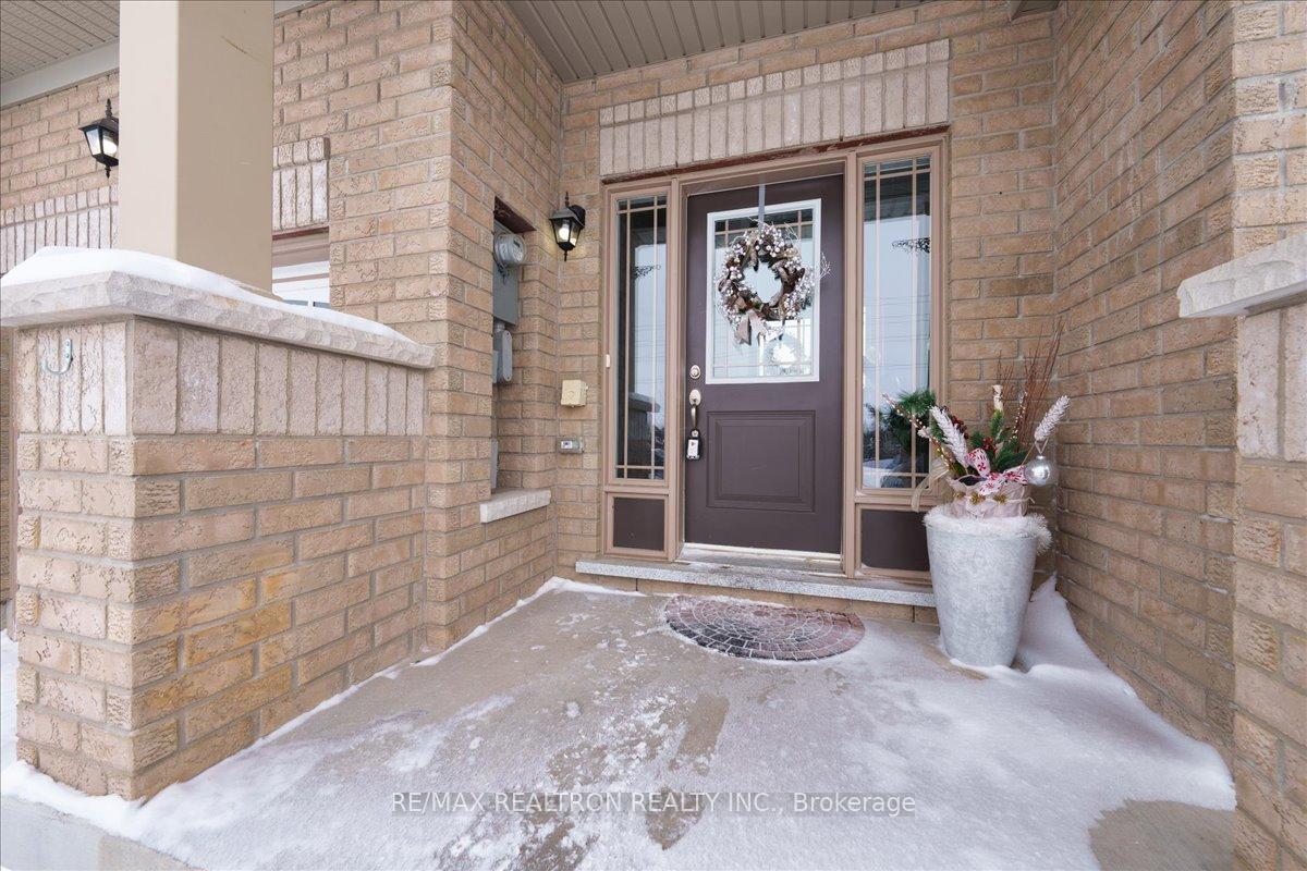 Front of 77 Gallagher Crescent