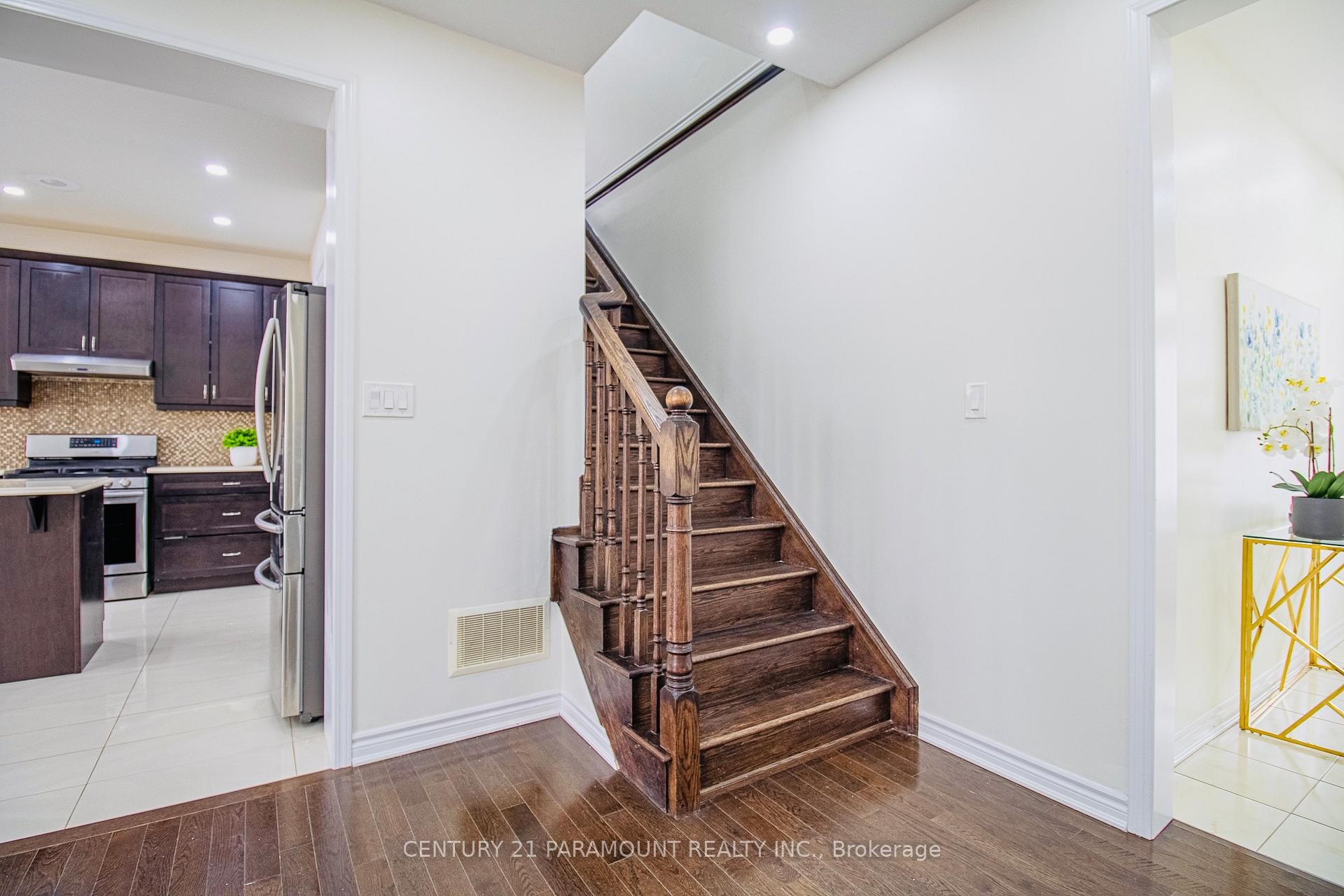 Photo 11 of 40 Jemima Road S, Brampton, Northwest Brampton — HOMEH