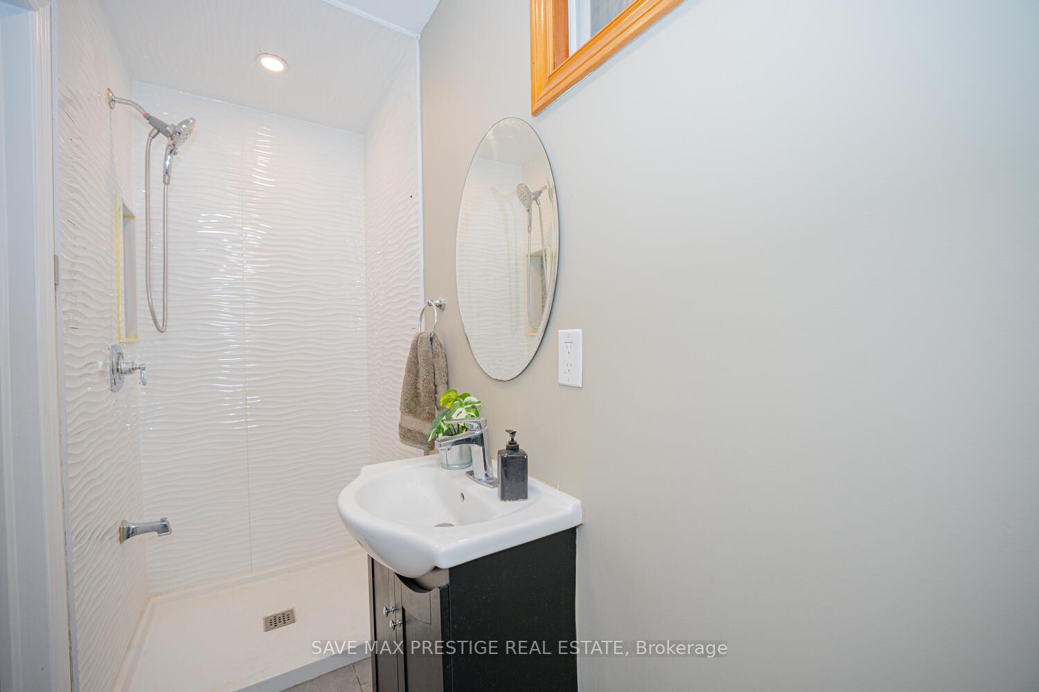 Photo 15 of 84 Wimbleton Crescent, Kitchener — HOMEH