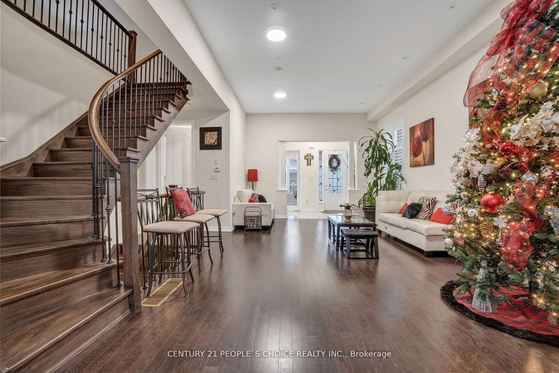 Photo 11 of 41 Northern Breeze Crescent, Whitby, Rolling Acres — HOMEH