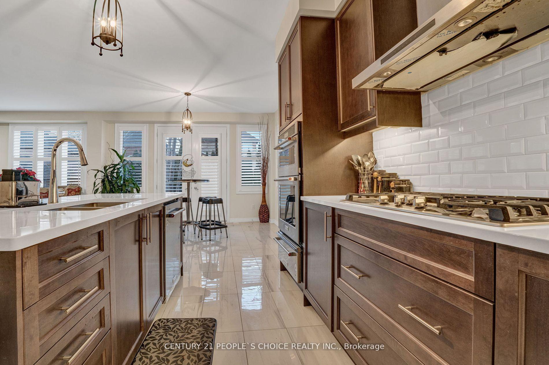 Photo 12 of 41 Northern Breeze Crescent, Whitby, Rolling Acres — HOMEH