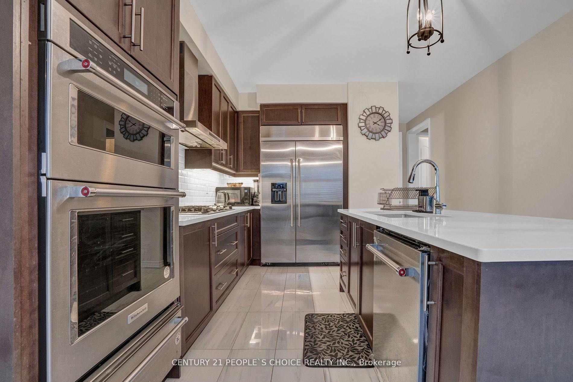 Photo 13 of 41 Northern Breeze Crescent, Whitby, Rolling Acres — HOMEH