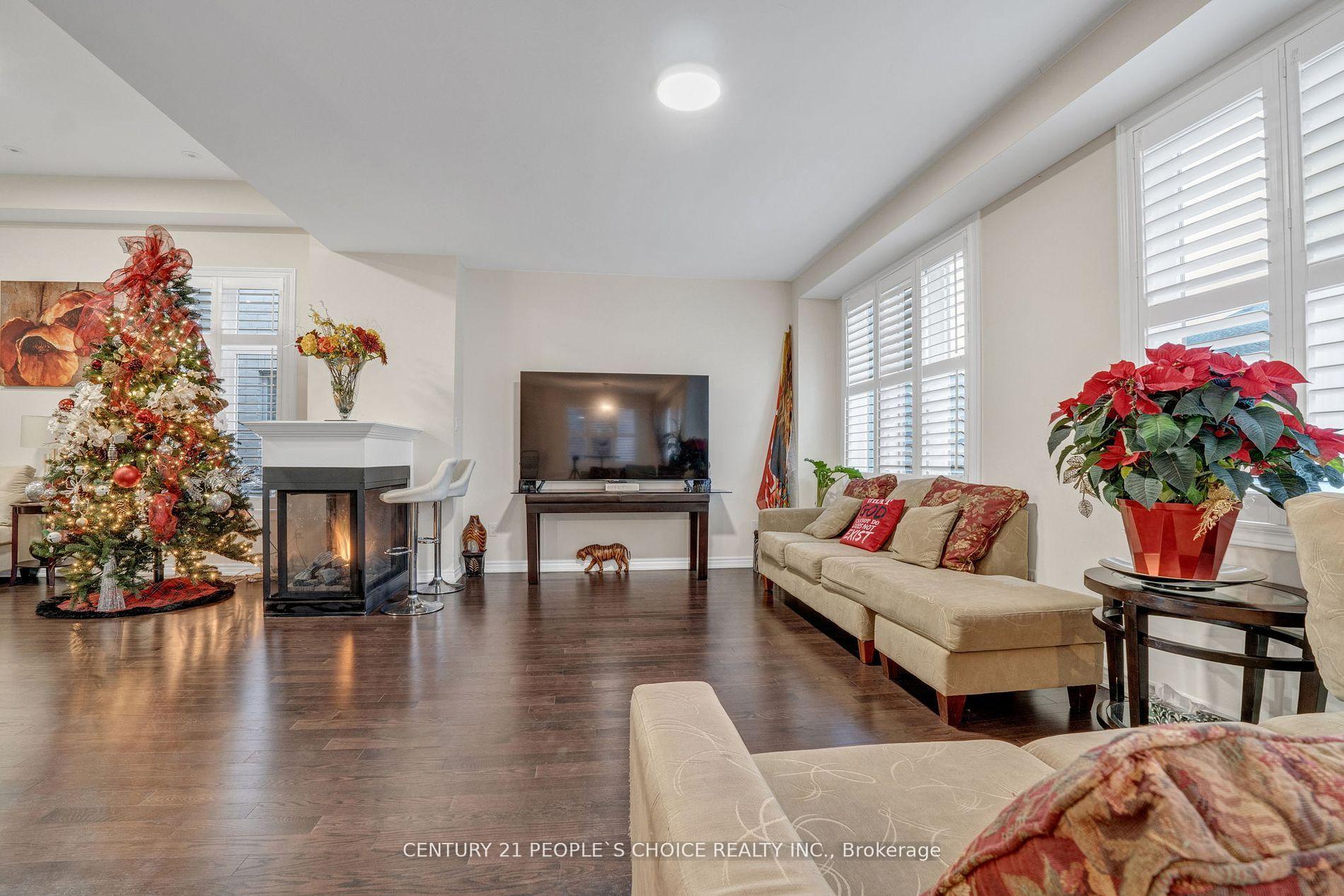 Photo 14 of 41 Northern Breeze Crescent, Whitby, Rolling Acres — HOMEH