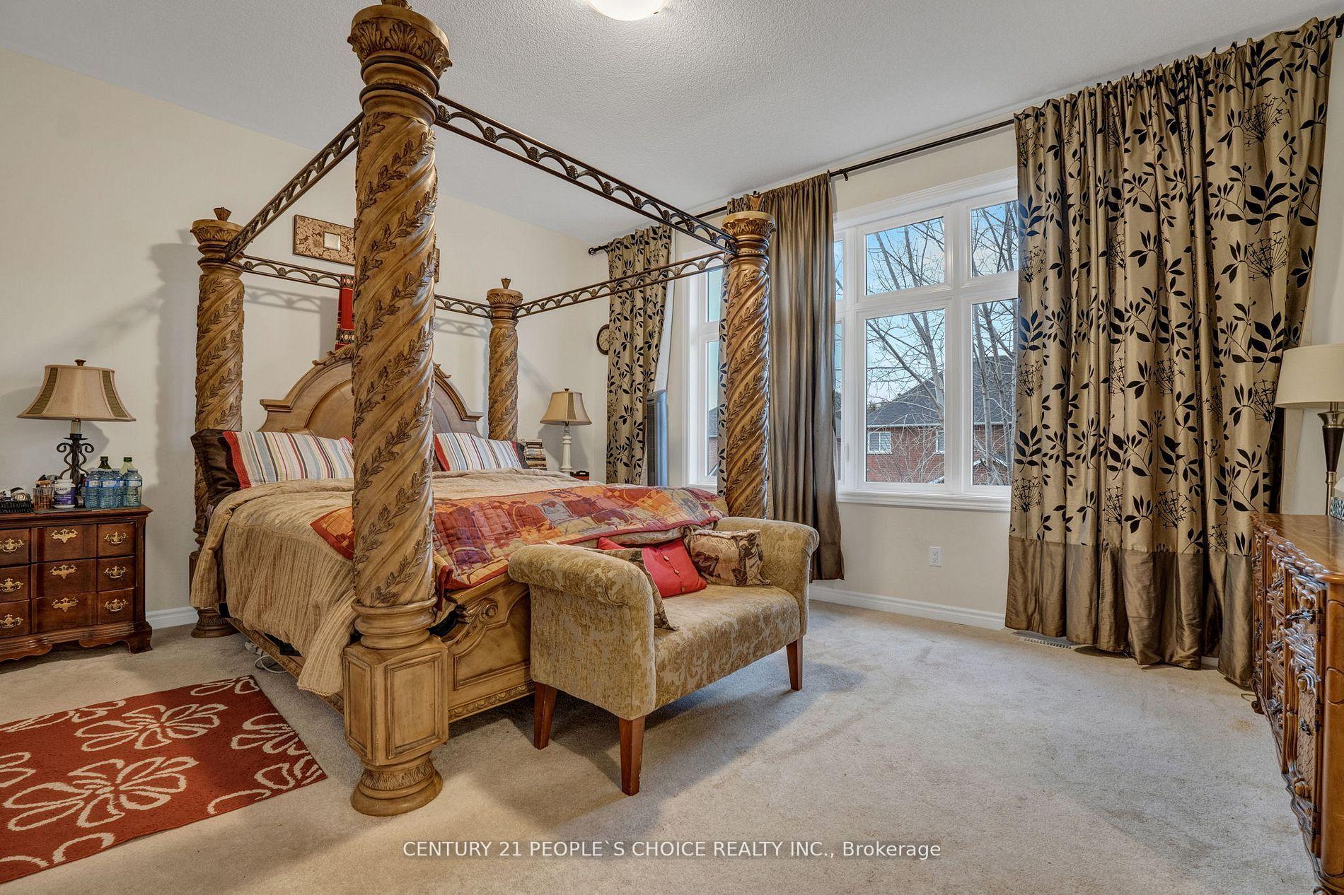 Photo 19 of 41 Northern Breeze Crescent, Whitby, Rolling Acres — HOMEH