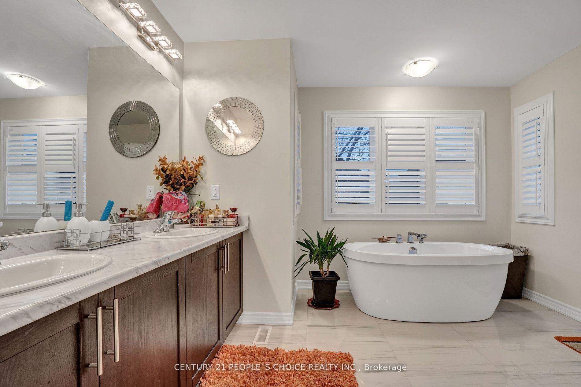 Photo 23 of 41 Northern Breeze Crescent, Whitby, Rolling Acres — HOMEH