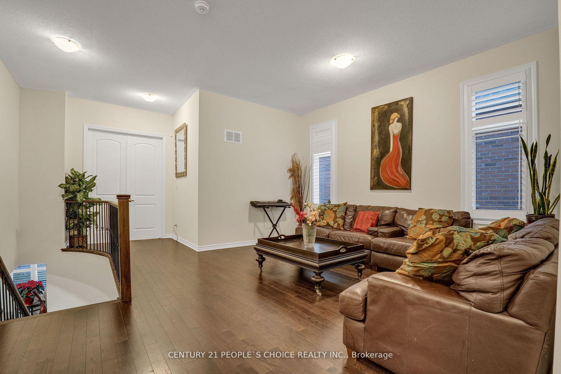 Photo 25 of 41 Northern Breeze Crescent, Whitby, Rolling Acres — HOMEH