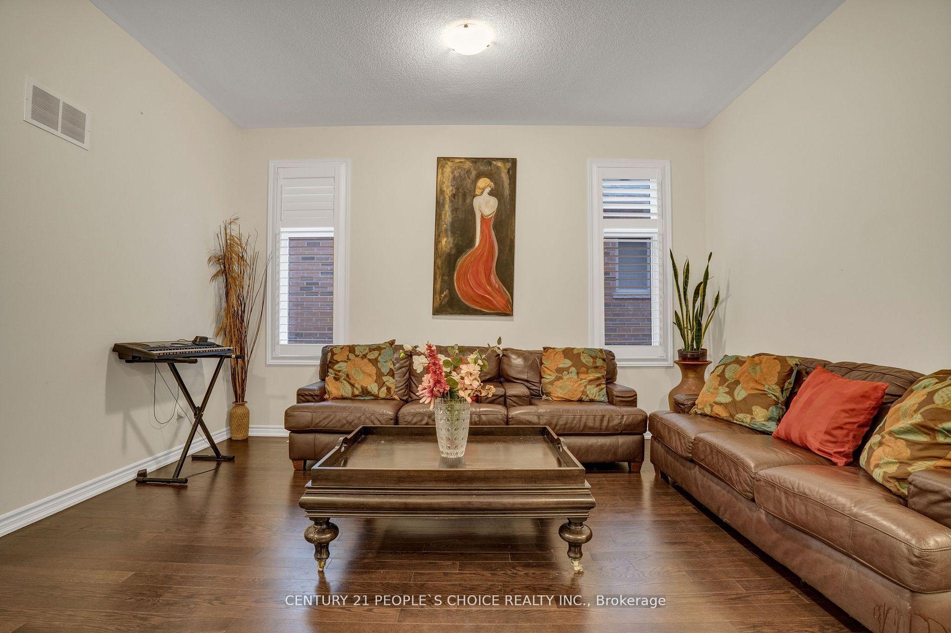 Photo 24 of 41 Northern Breeze Crescent, Whitby, Rolling Acres — HOMEH