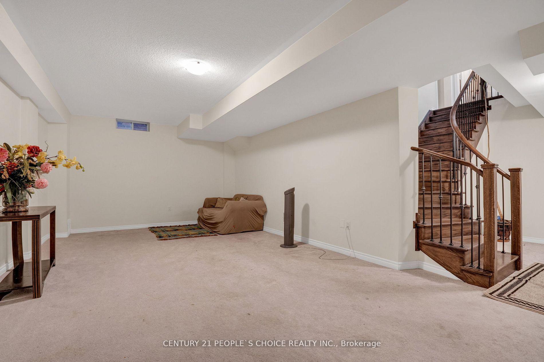 Photo 32 of 41 Northern Breeze Crescent, Whitby, Rolling Acres — HOMEH
