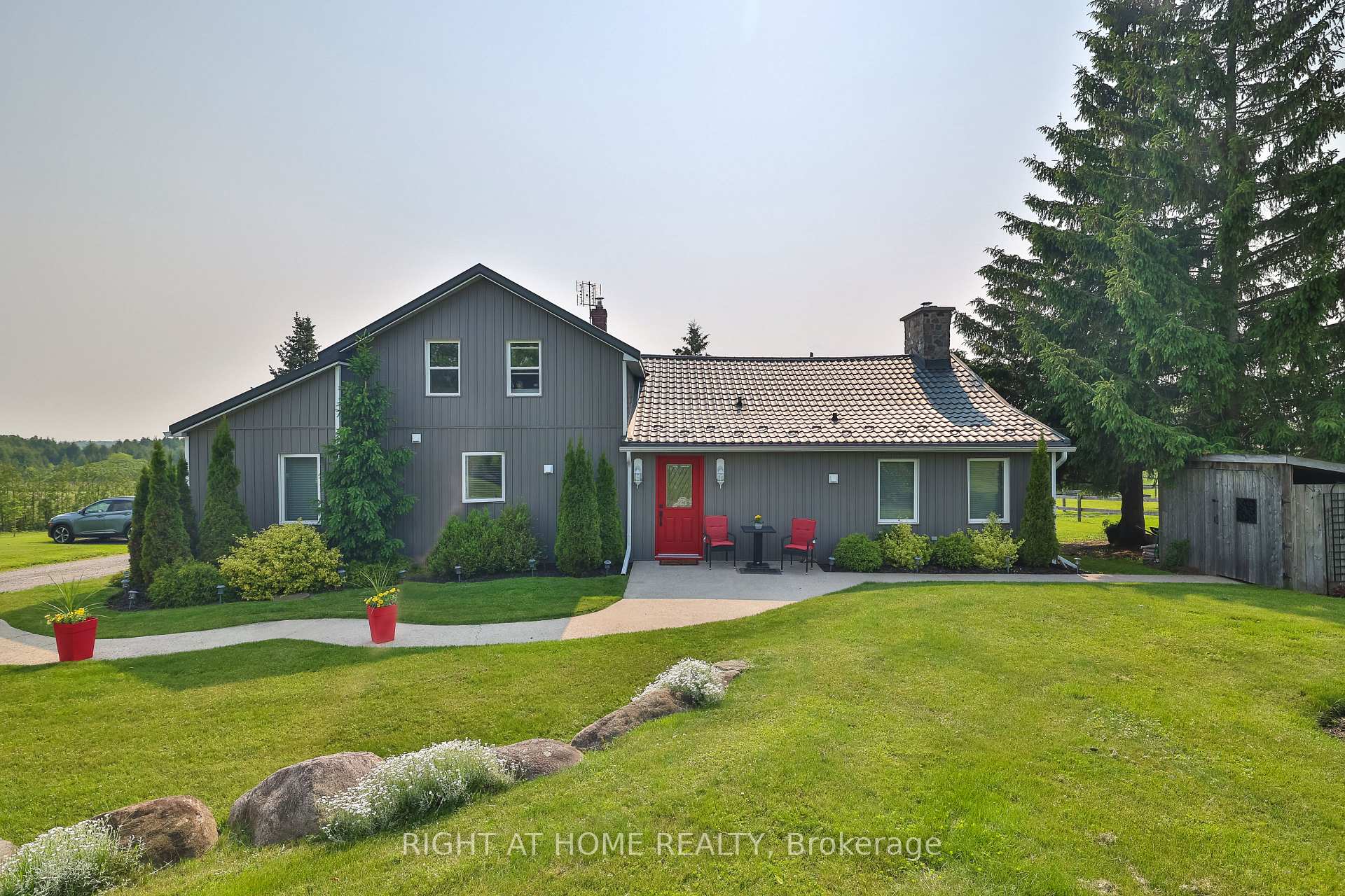 Photo 1 of 6406 Clemens Road, Clarington, Bowmanville — HOMEH