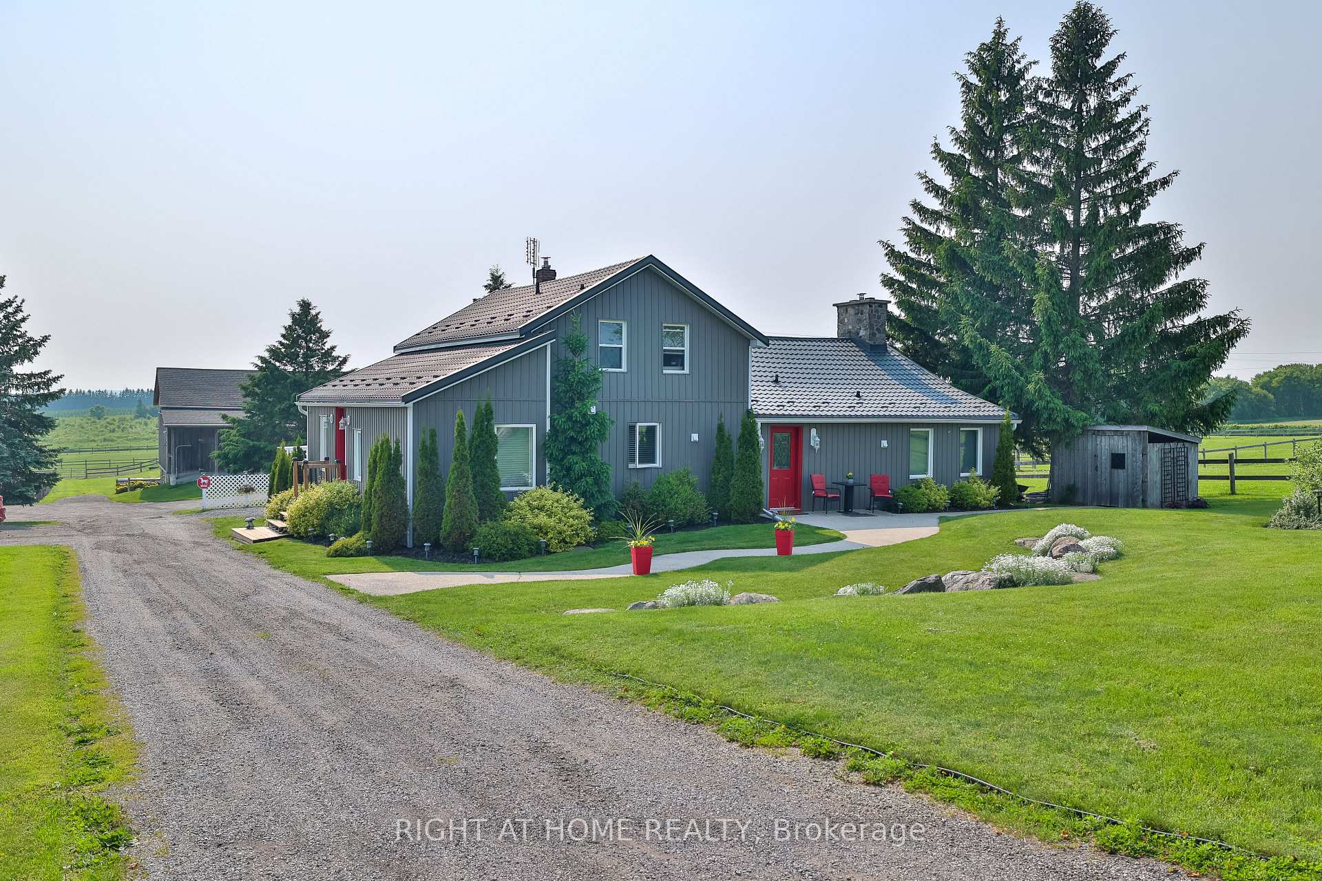 Photo 3 of 6406 Clemens Road, Clarington, Bowmanville — HOMEH