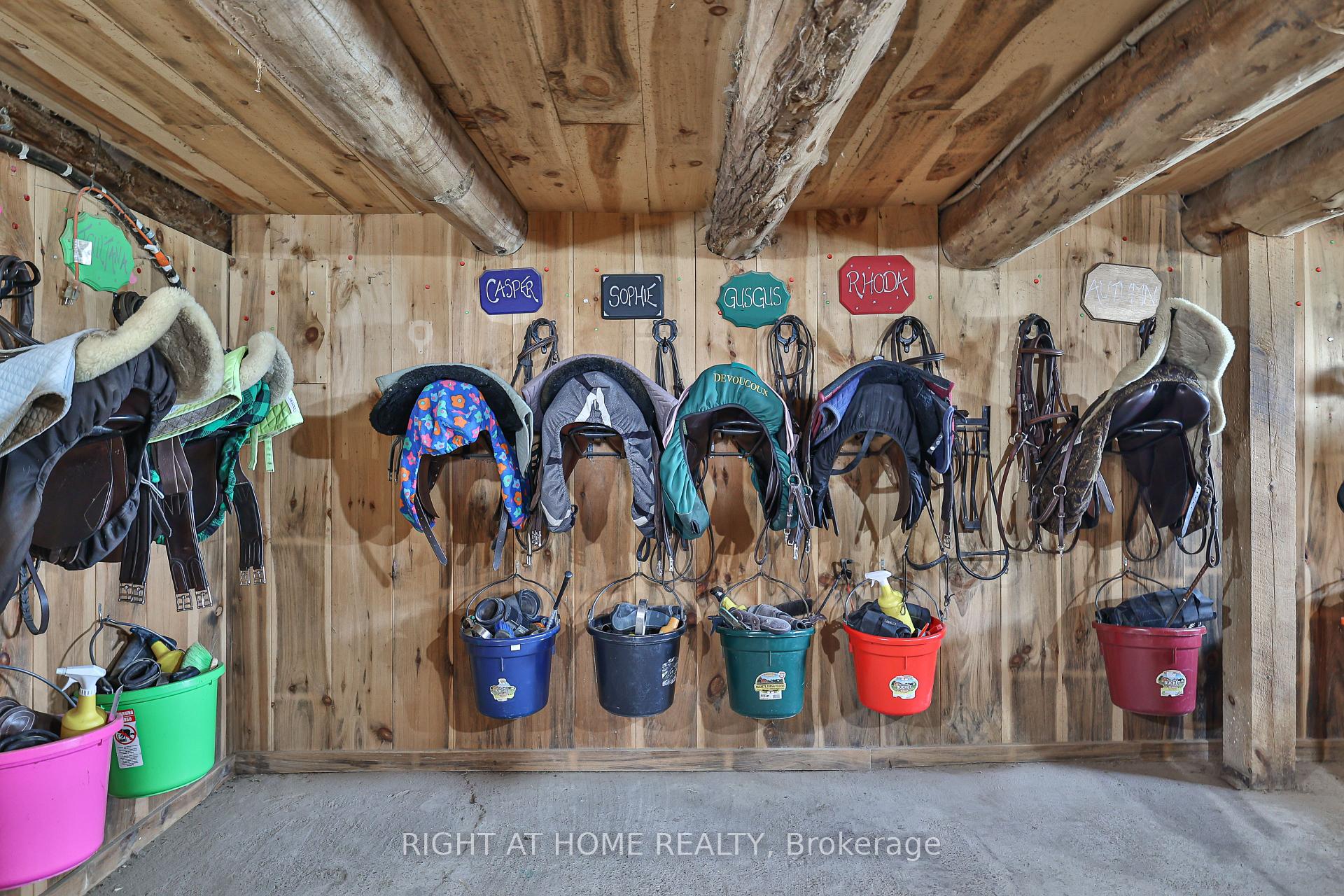 Photo 10 of 6406 Clemens Road, Clarington, Bowmanville — HOMEH