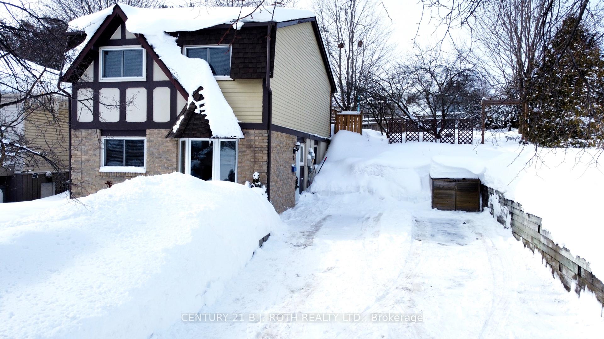 Front of 2 Lewis Lane