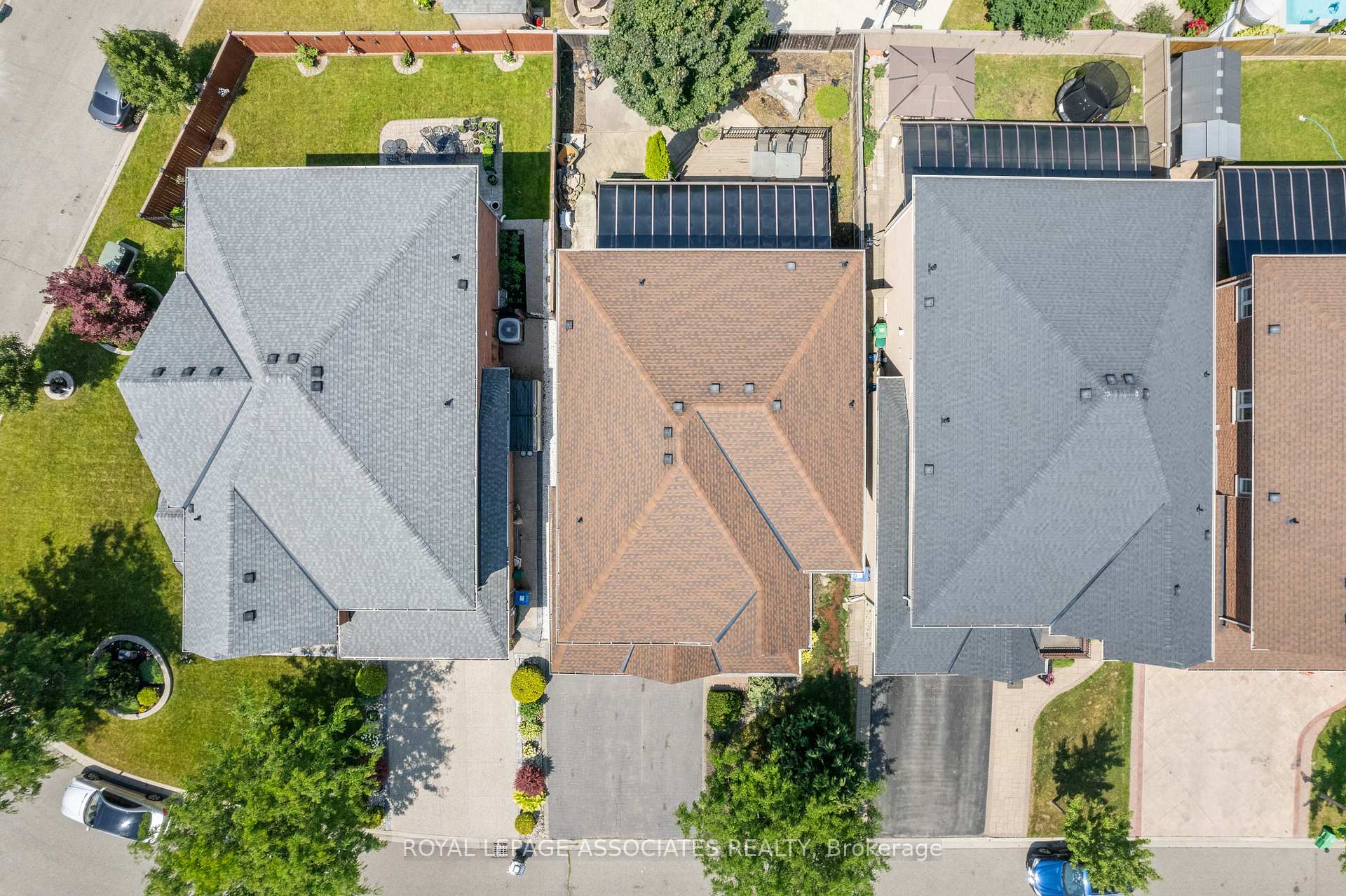 Photo 43 of 13 Laurentide Crescent, Brampton, Vales of Castlemore North — HOMEH