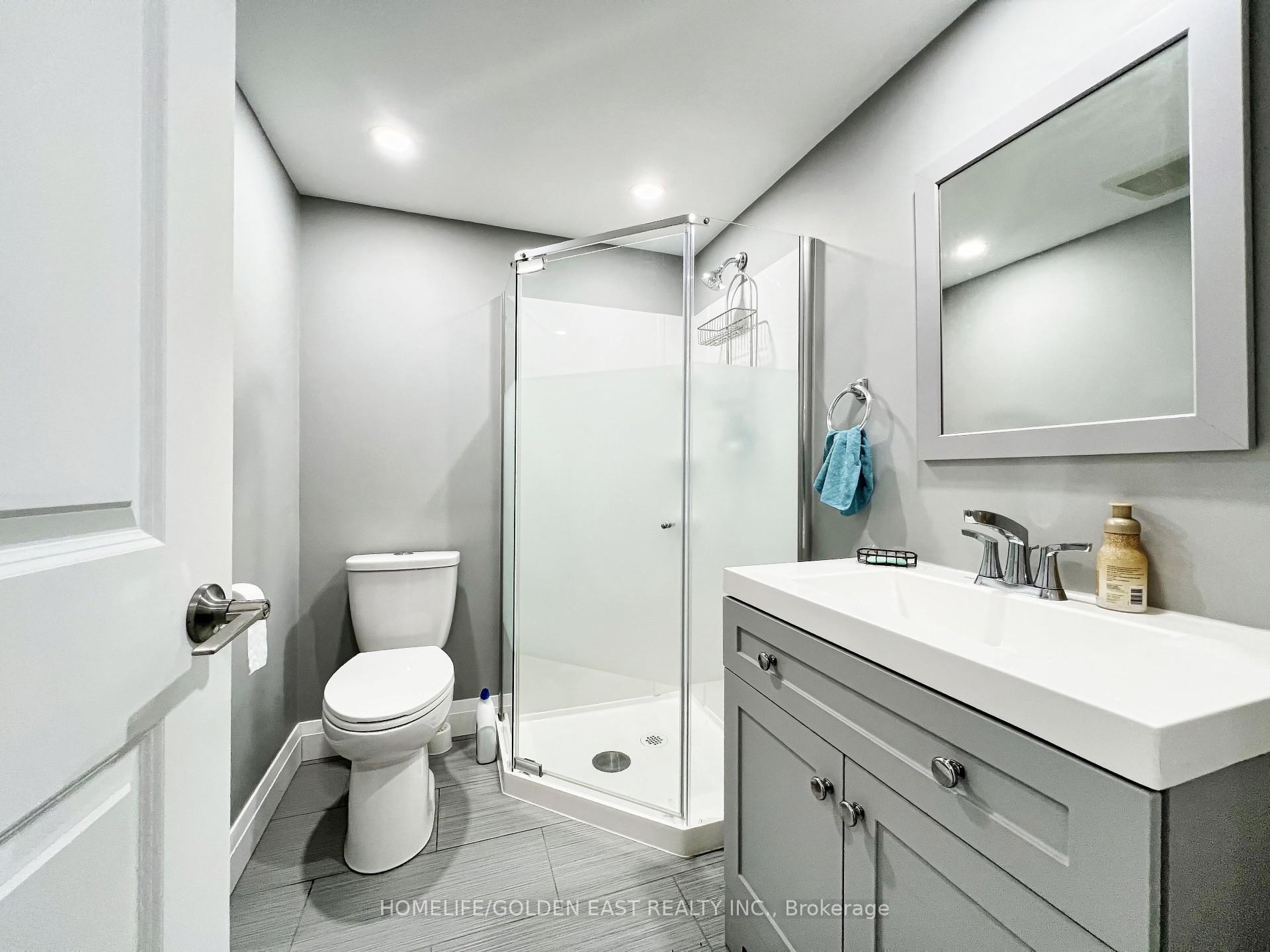 Photo 6 of 1 Shawfield Way, Whitby, Pringle Creek — HOMEH