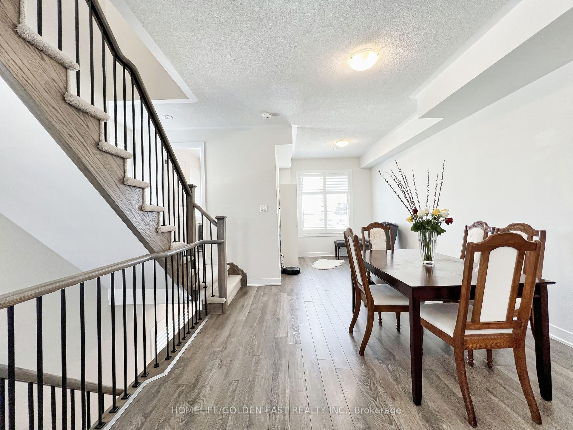 Photo 17 of 1 Shawfield Way, Whitby, Pringle Creek — HOMEH
