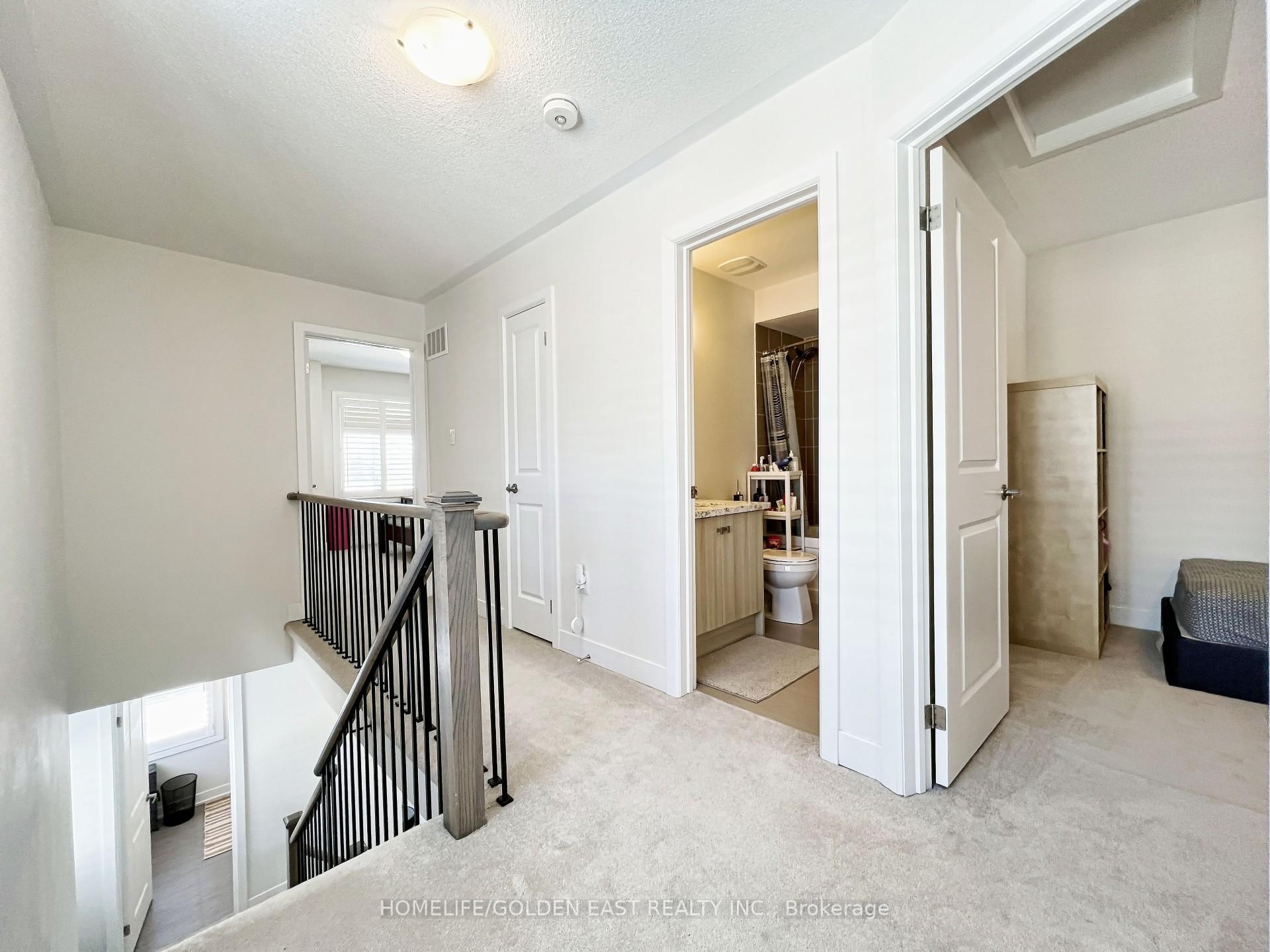 Photo 36 of 1 Shawfield Way, Whitby, Pringle Creek — HOMEH
