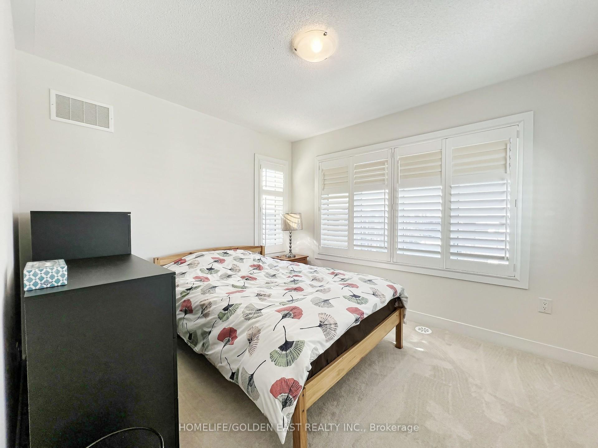Photo 41 of 1 Shawfield Way, Whitby, Pringle Creek — HOMEH