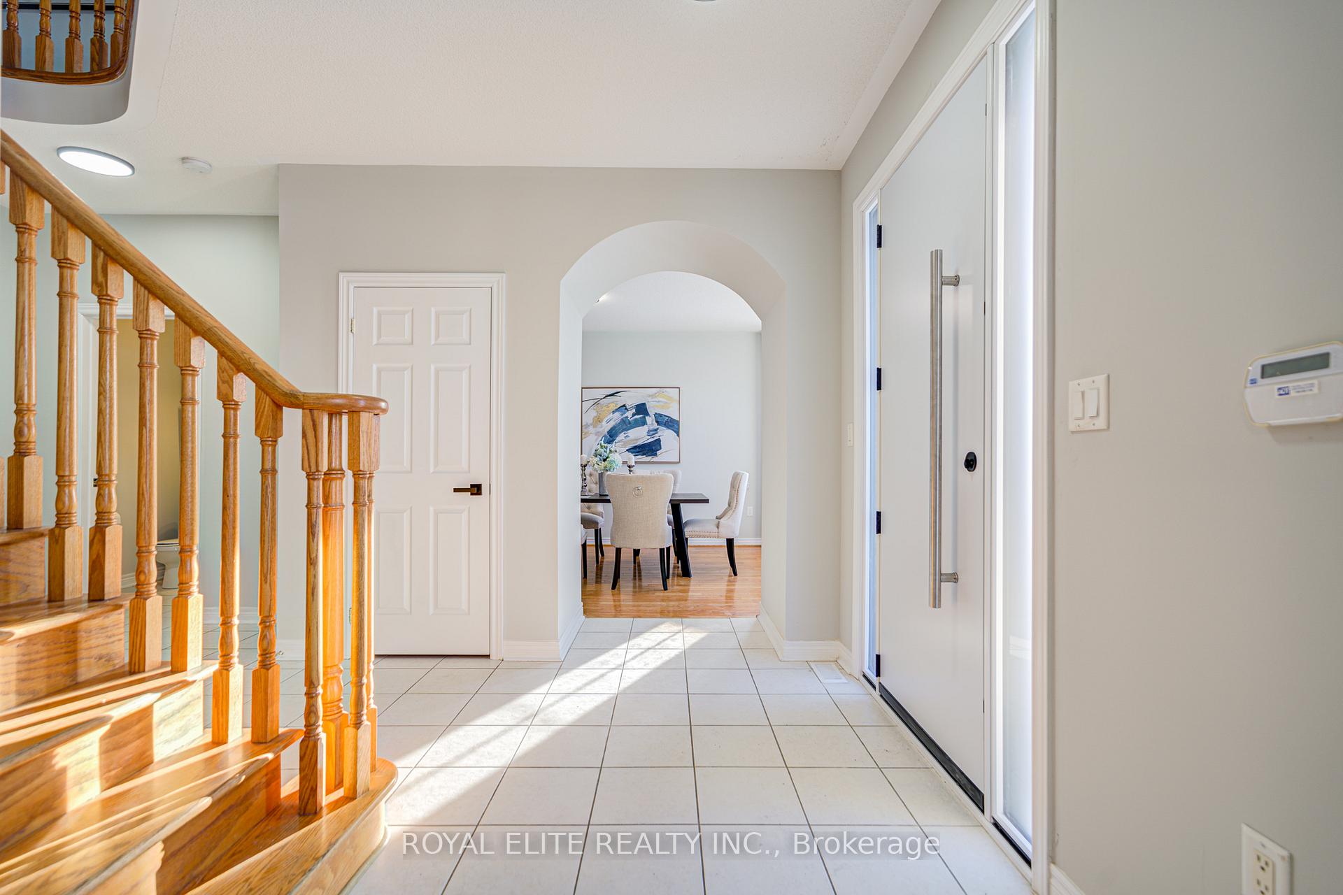 Photo 3 of 34 Murison Drive, Markham, Cathedraltown — HOMEH