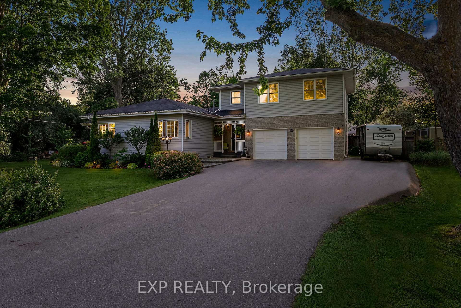 Photo 1 of 12 Golfview Crescent, Georgina, Sutton & Jackson's Point — HOMEH