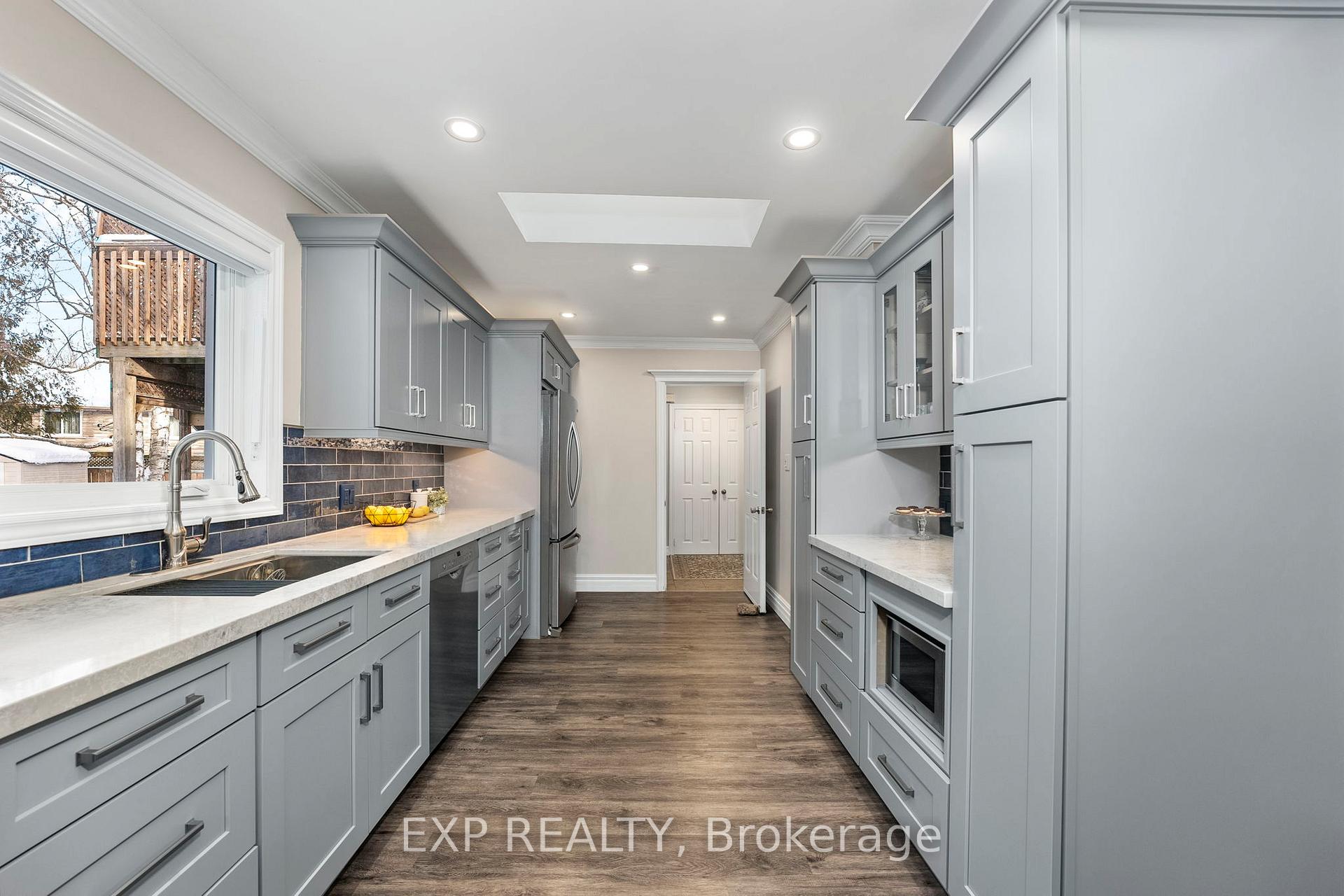 Photo 5 of 12 Golfview Crescent, Georgina, Sutton & Jackson's Point — HOMEH
