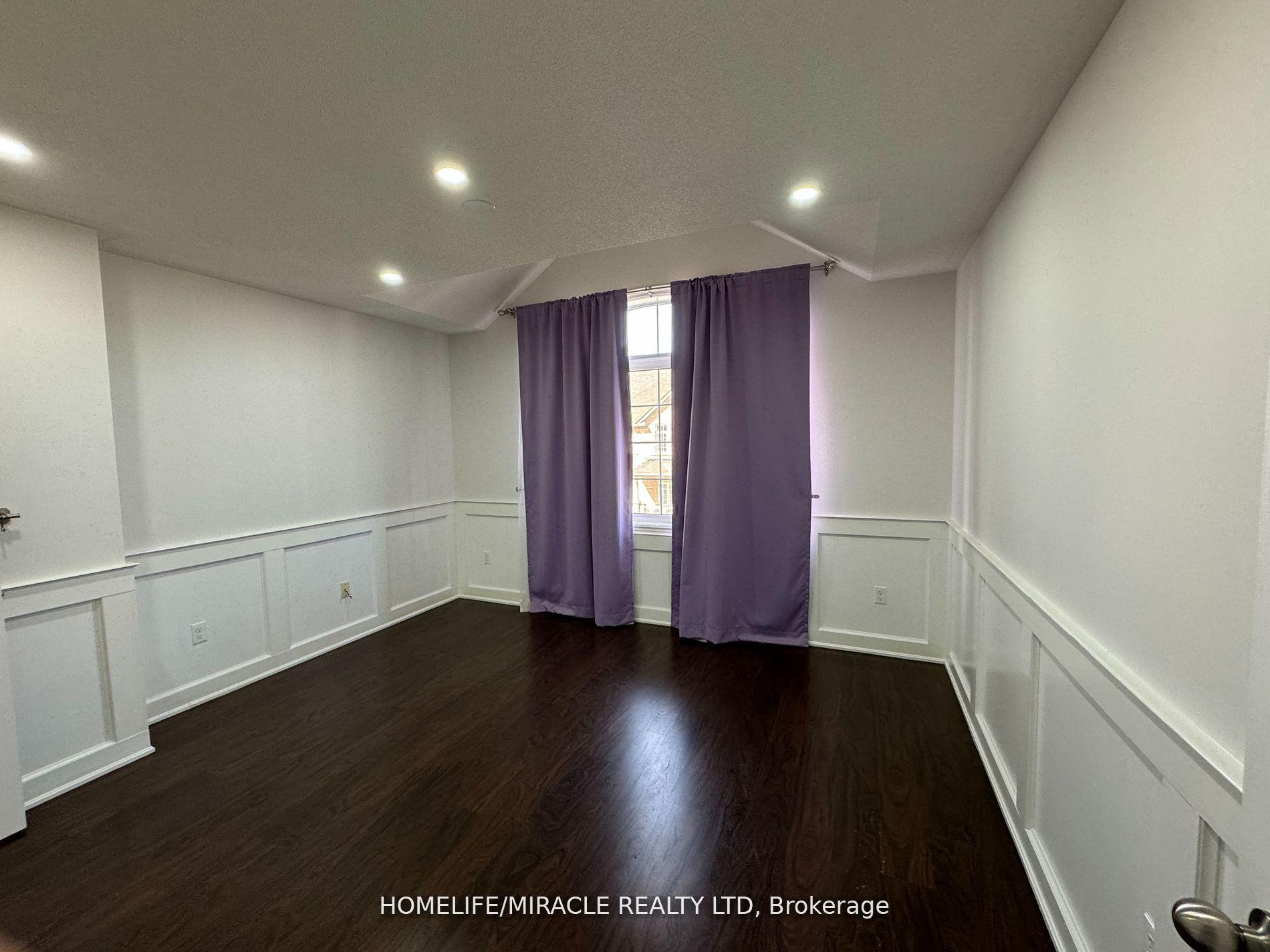 Photo 25 of 31 Saint Dennis Road, Brampton, Sandringham-Wellington North — HOMEH