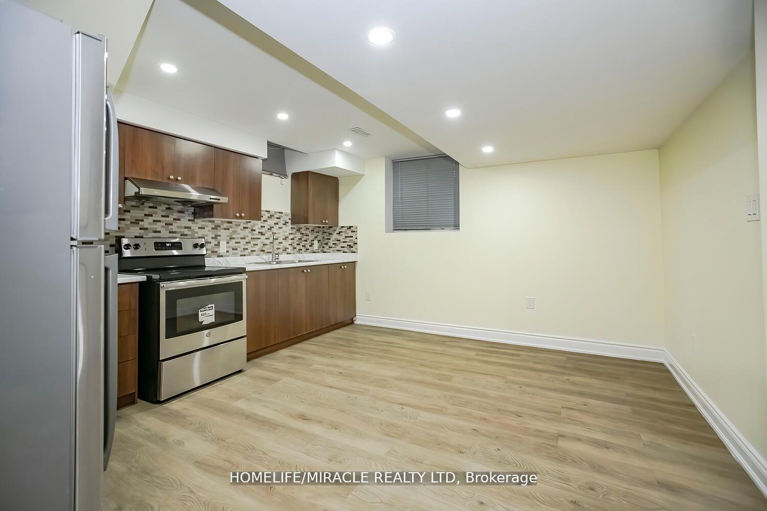 Photo 29 of 31 Saint Dennis Road, Brampton, Sandringham-Wellington North — HOMEH