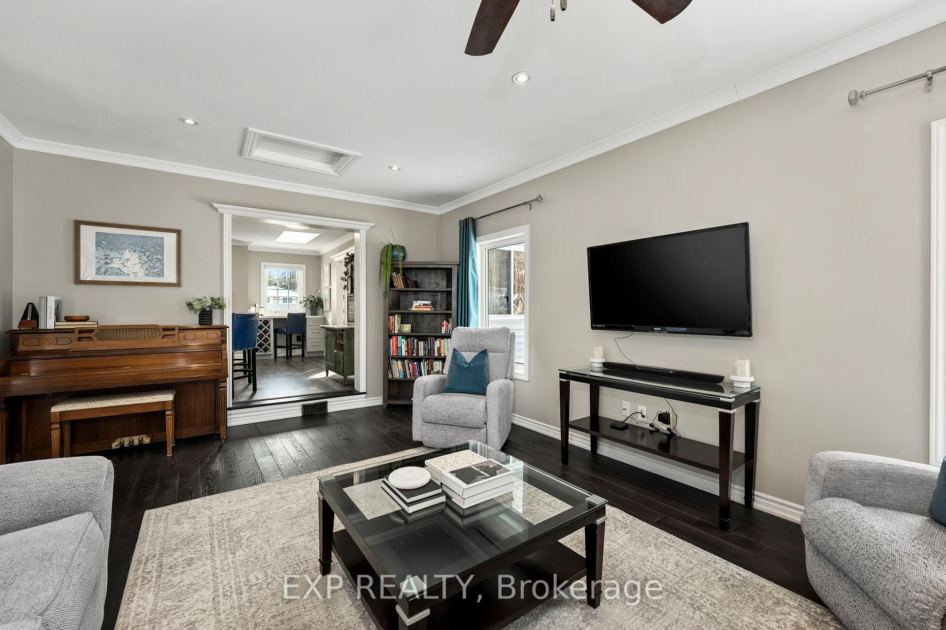 Photo 10 of 12A Golfview Crescent, Georgina, Sutton & Jackson's Point — HOMEH