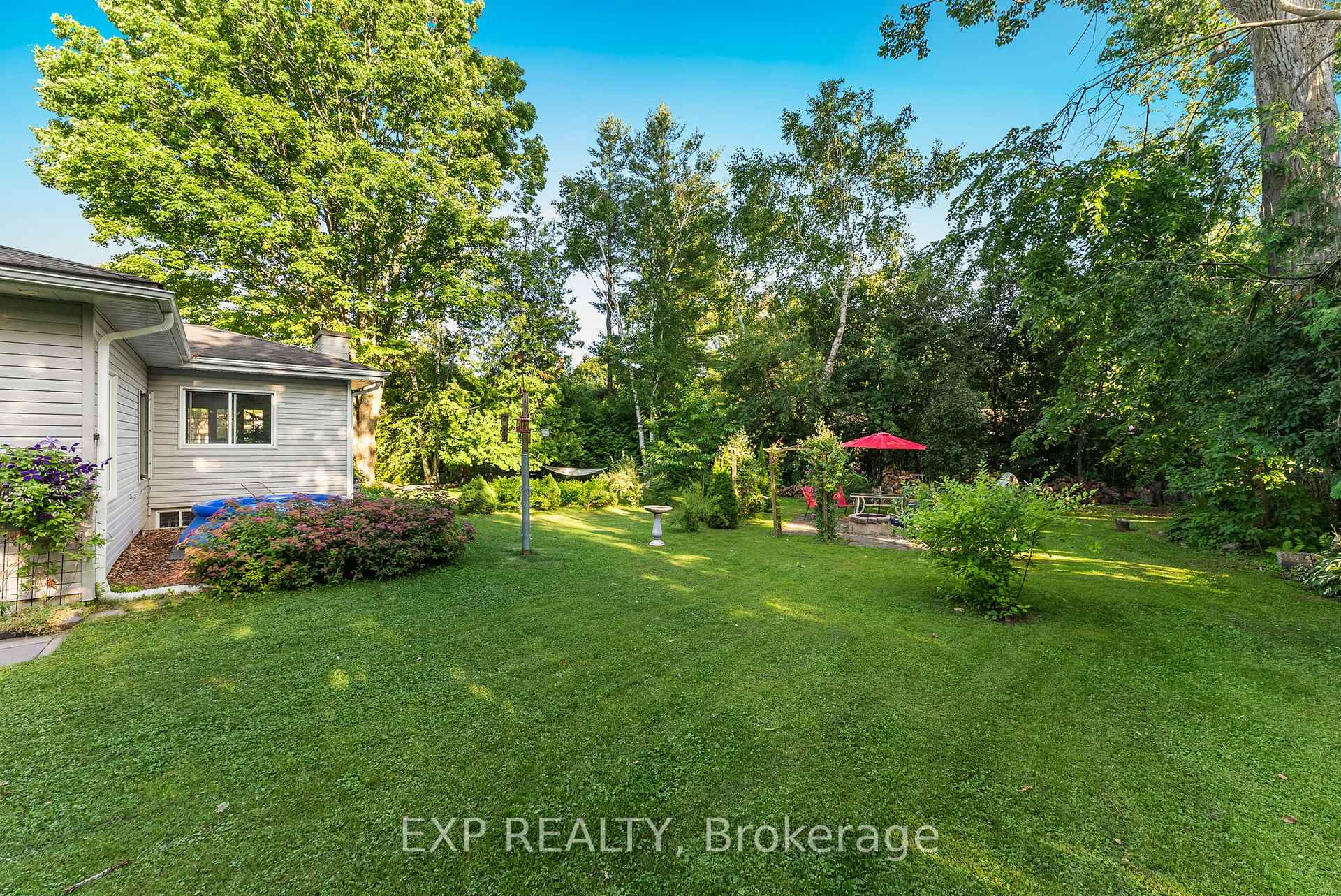 Photo 37 of 12A Golfview Crescent, Georgina, Sutton & Jackson's Point — HOMEH