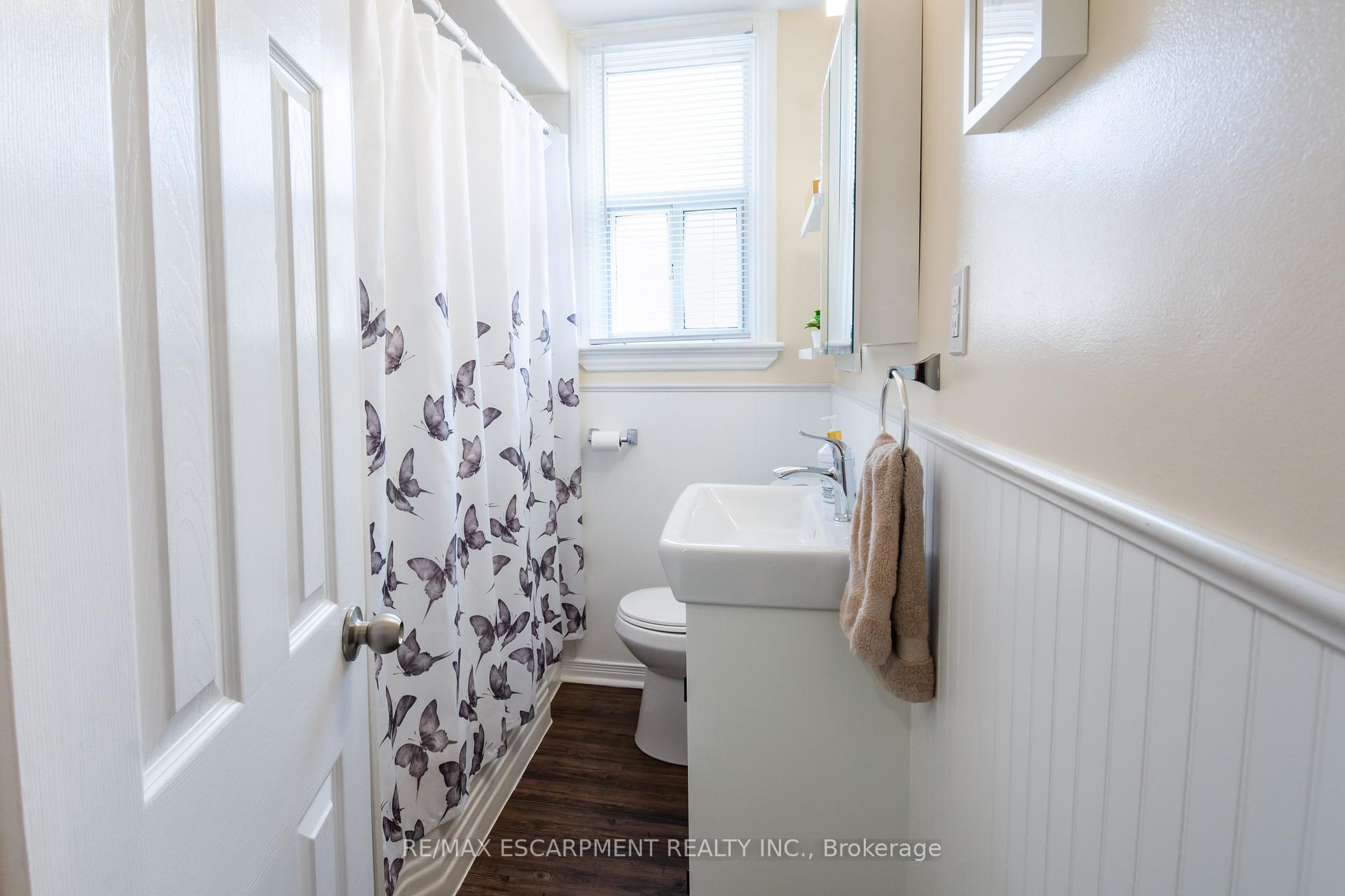 Photo 13 of 396 Cochrane Road, Hamilton, Rosedale — HOMEH