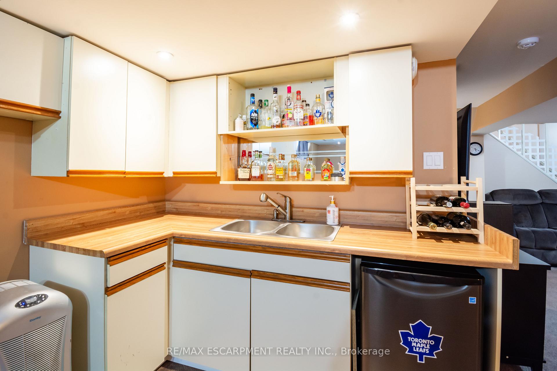 Photo 22 of 396 Cochrane Road, Hamilton, Rosedale — HOMEH
