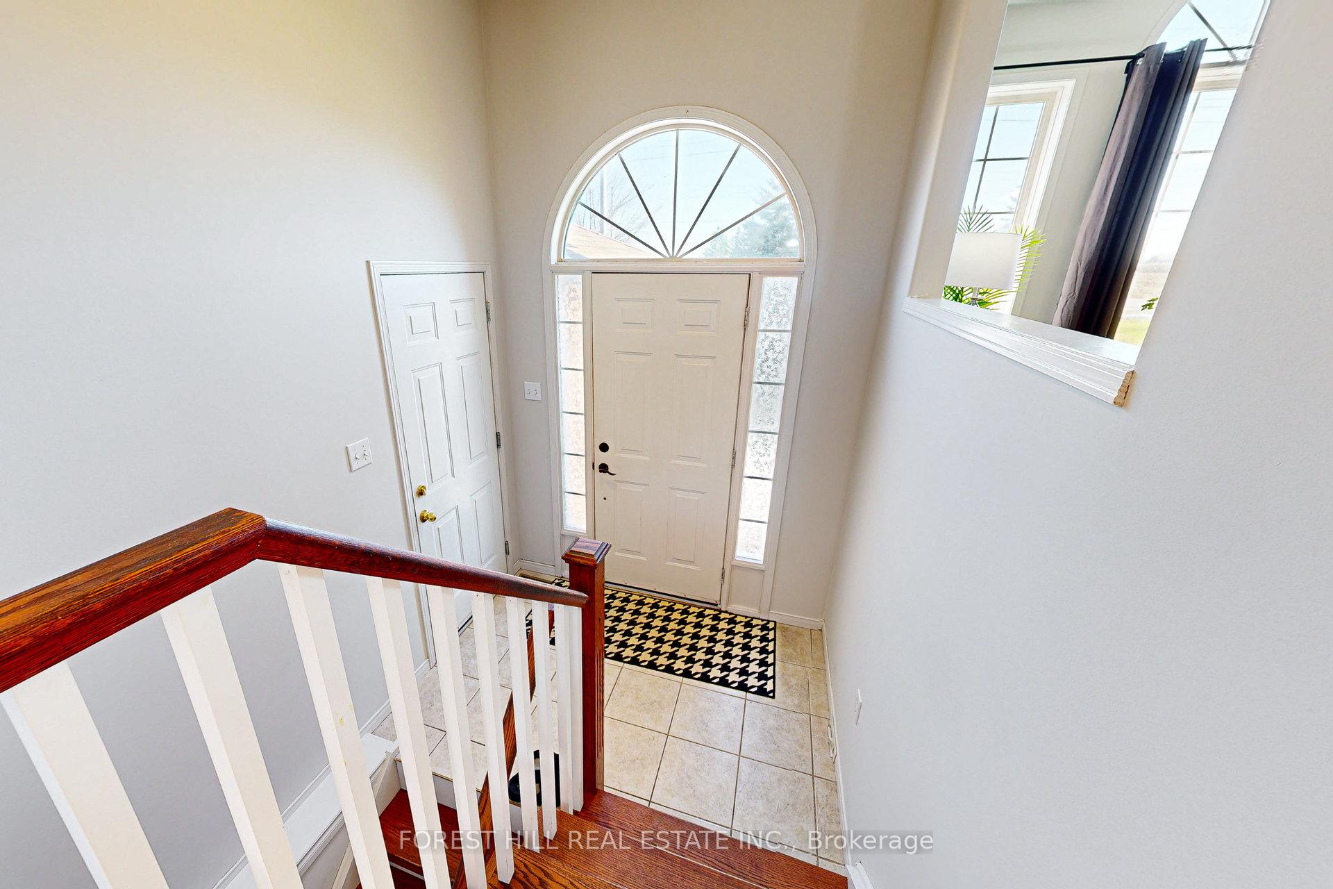 Photo 6 of 26 Quinlan Road, Barrie, Georgian Drive — HOMEH