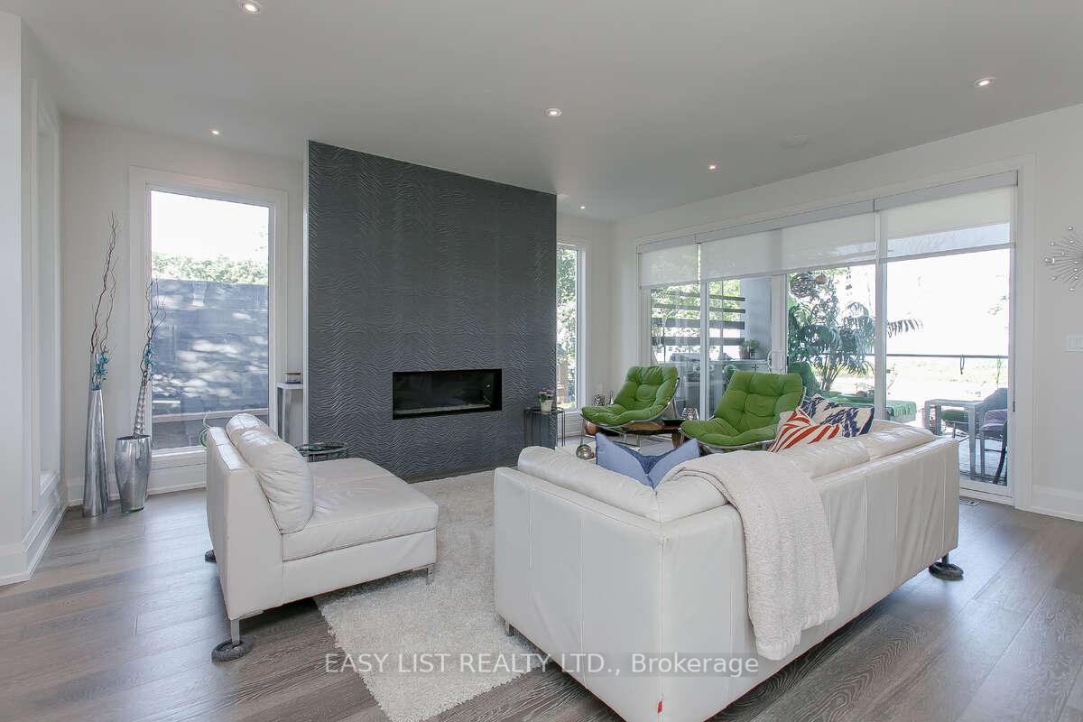 Photo 15 of 975 Beach Boulevard, Hamilton, Hamilton Beach — HOMEH